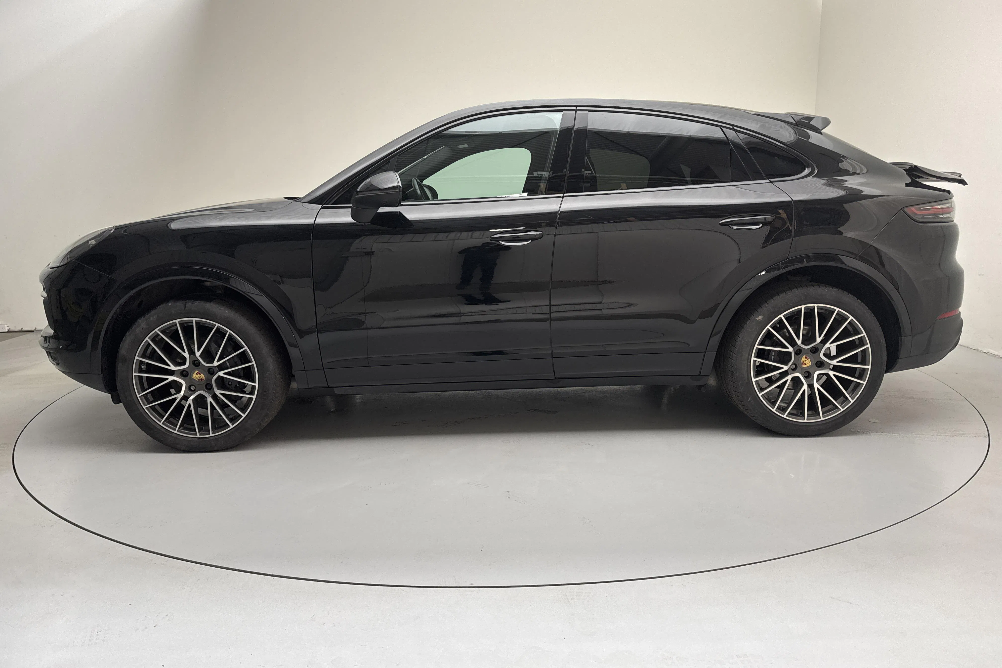 Presentation photo 2 of 15: Porsche Cayenne Coupé (340hk) - 64 220 km - Automatic - black - 2020
