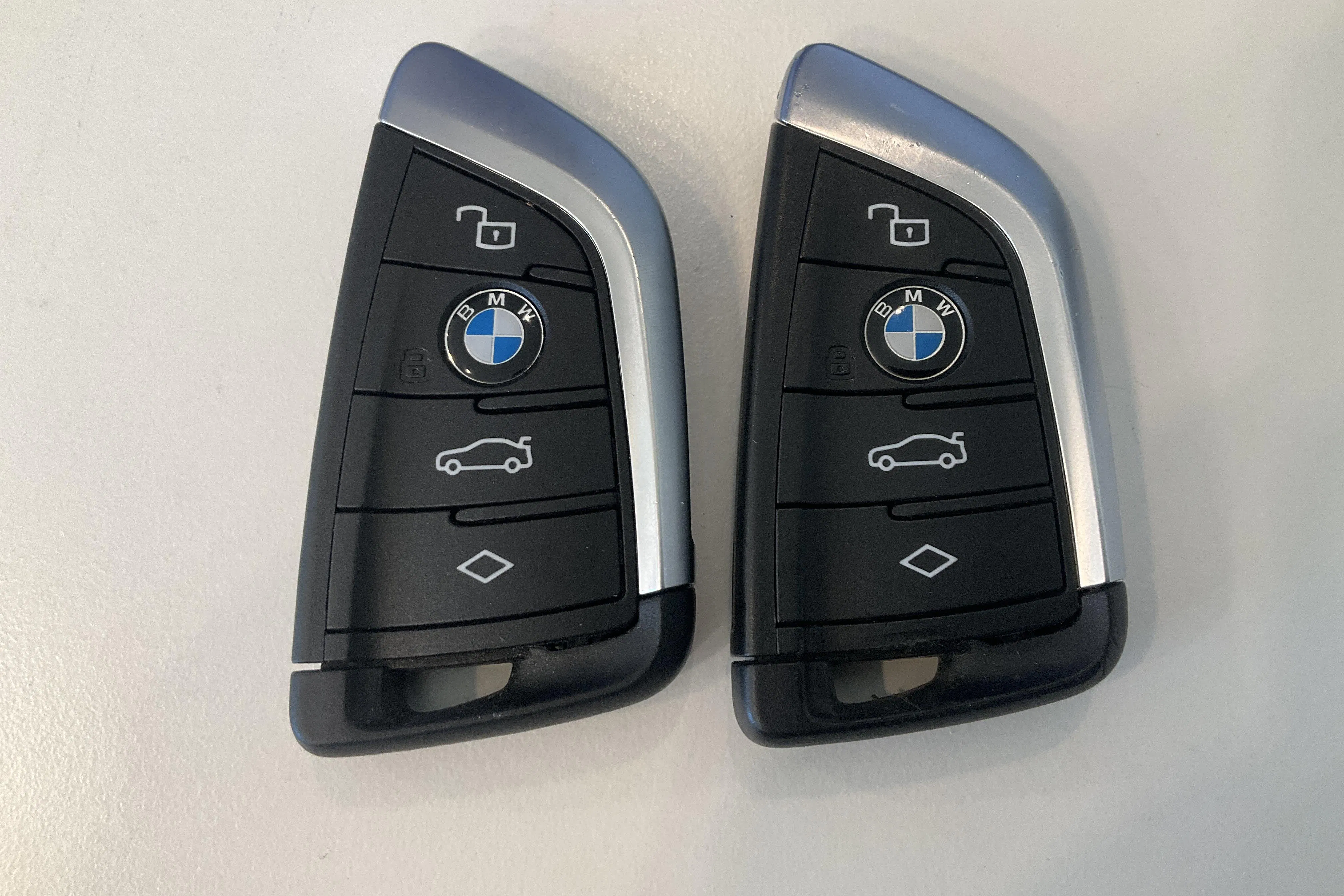 Presentationsfoto 31 av 31: BMW 330e xDrive Touring LCI, G21 (292hk) - 5 380 mil - Automat - blå - 2023