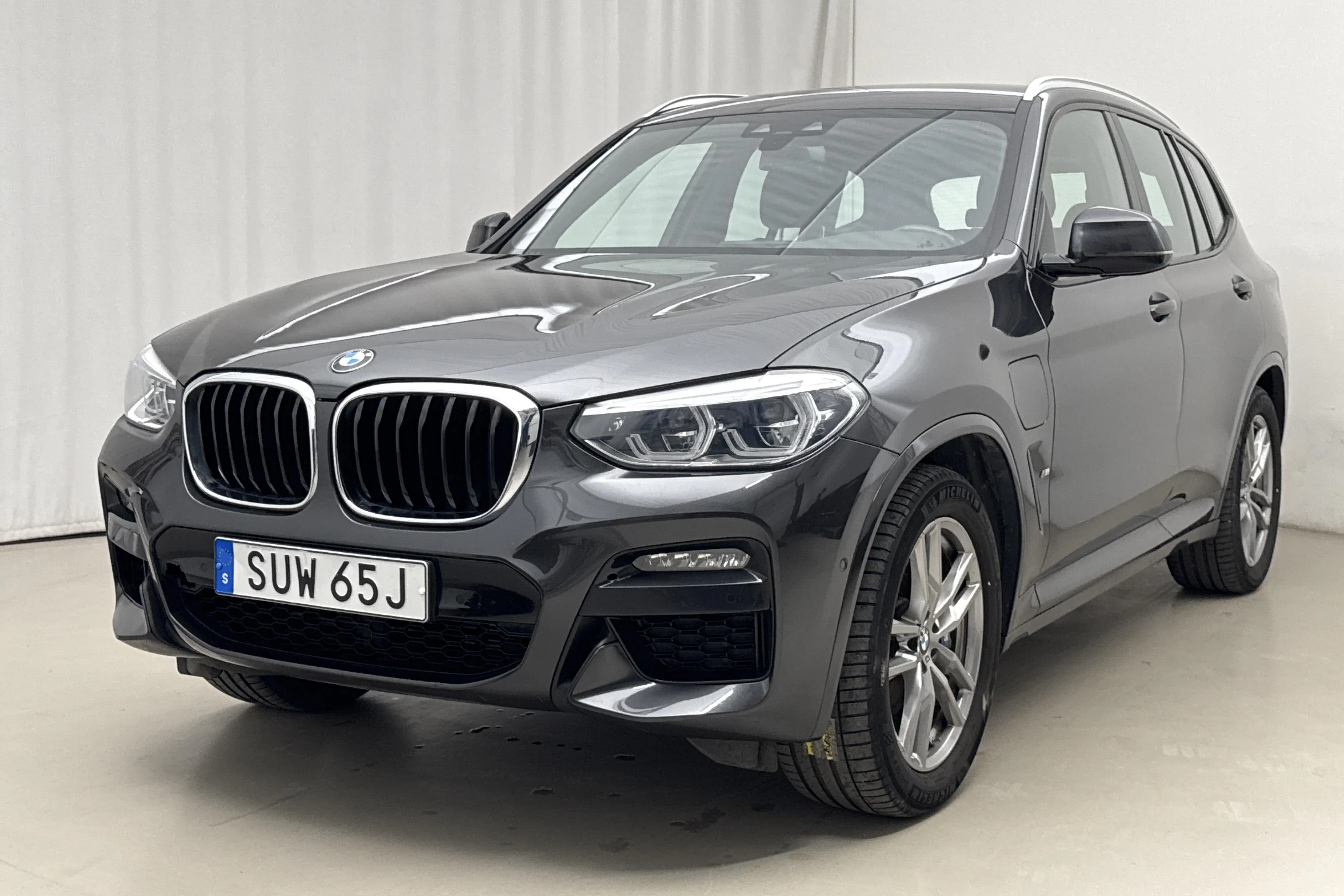Presentationsfoto 1 av 21: BMW X3 xDrive30e, G01 (292hk) - 6 805 mil - Automat - grå - 2021