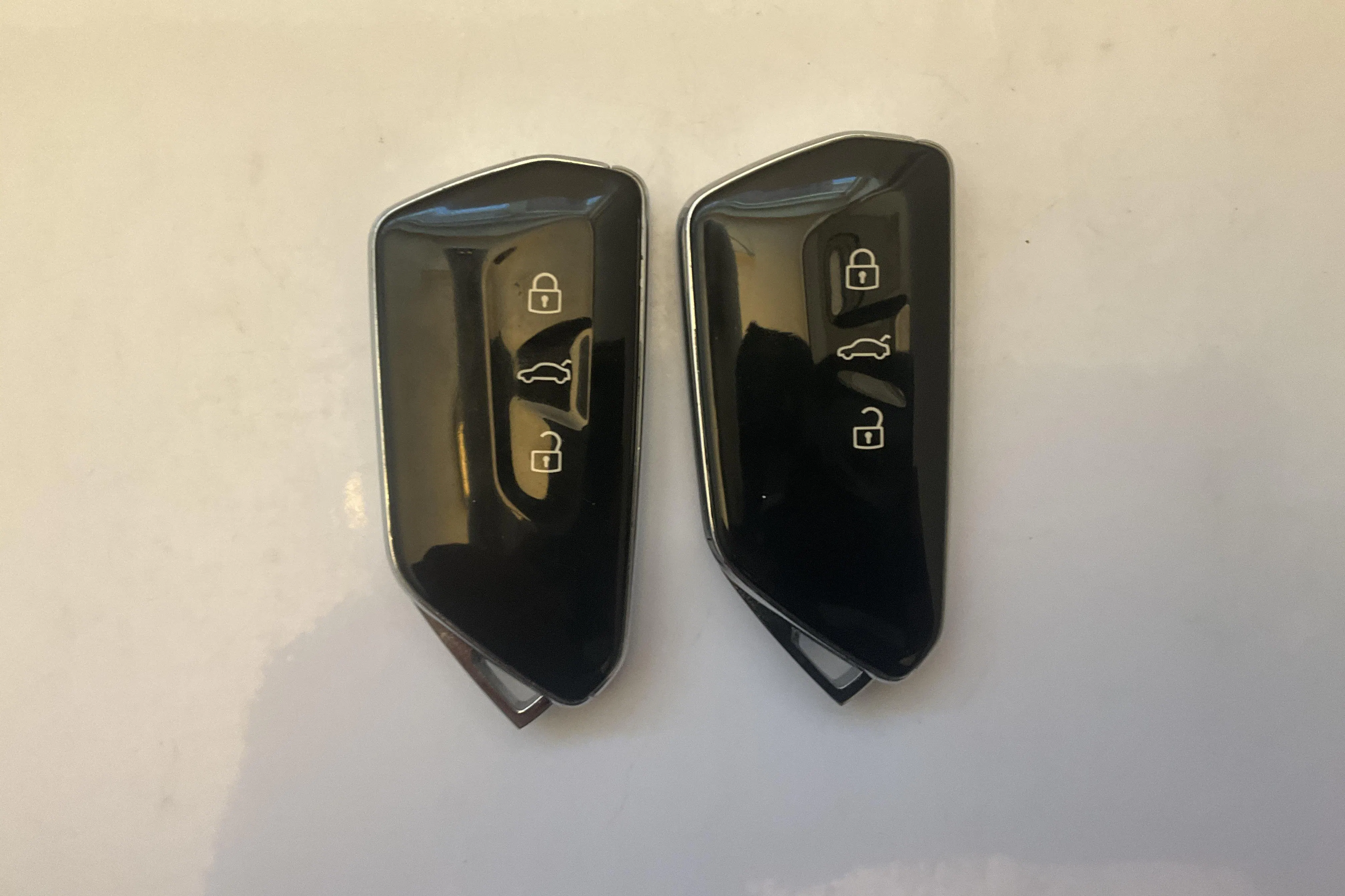 Presentationsfoto 16 av 16: VW ID.4 77kWh (204hk) - 9 326 mil - Automat - vit - 2023