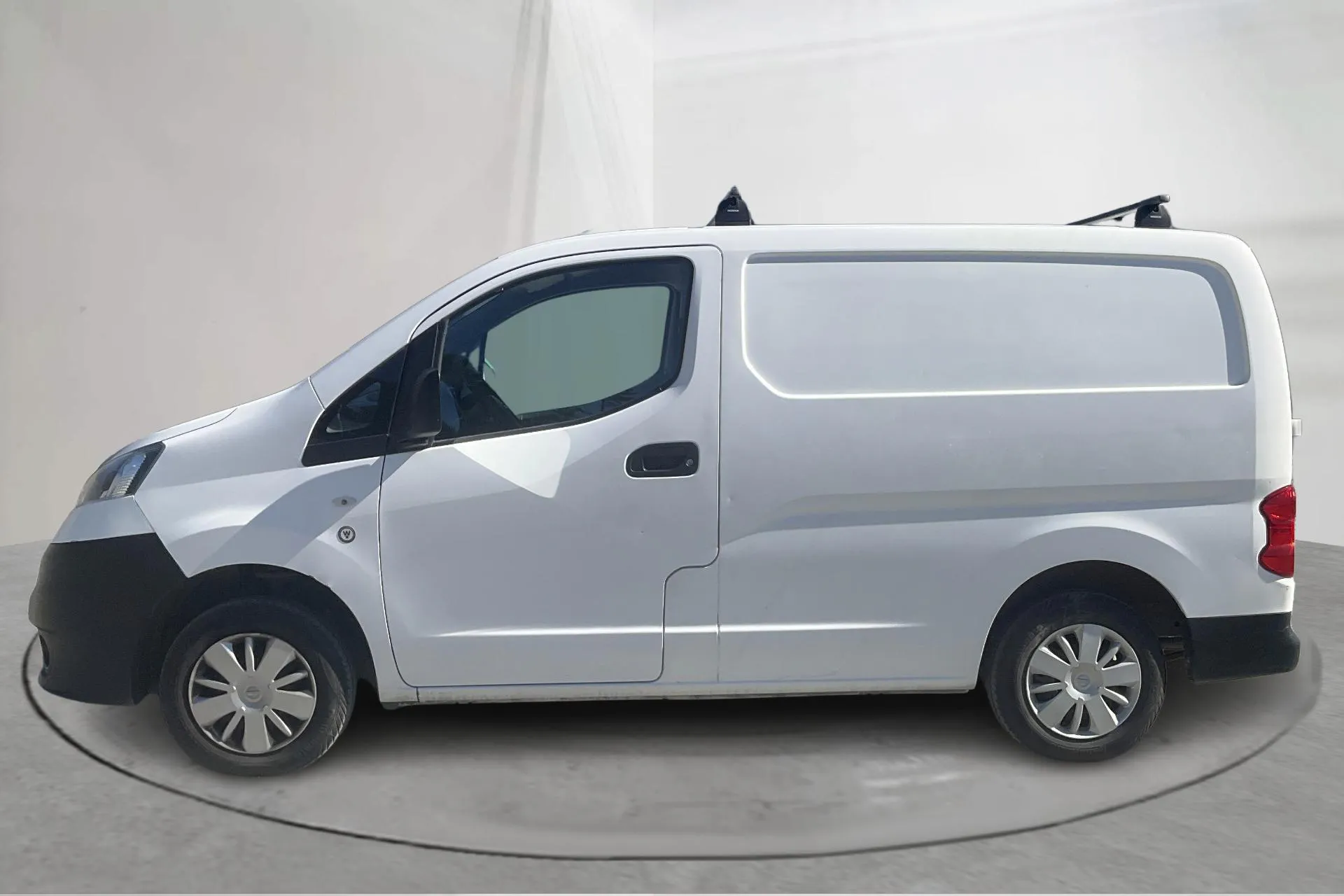 Presentationsfoto 2 av 11: Nissan NV200 1.5 dCi Skåp (90hk) - 10 835 mil - Manuell - vit - 2015