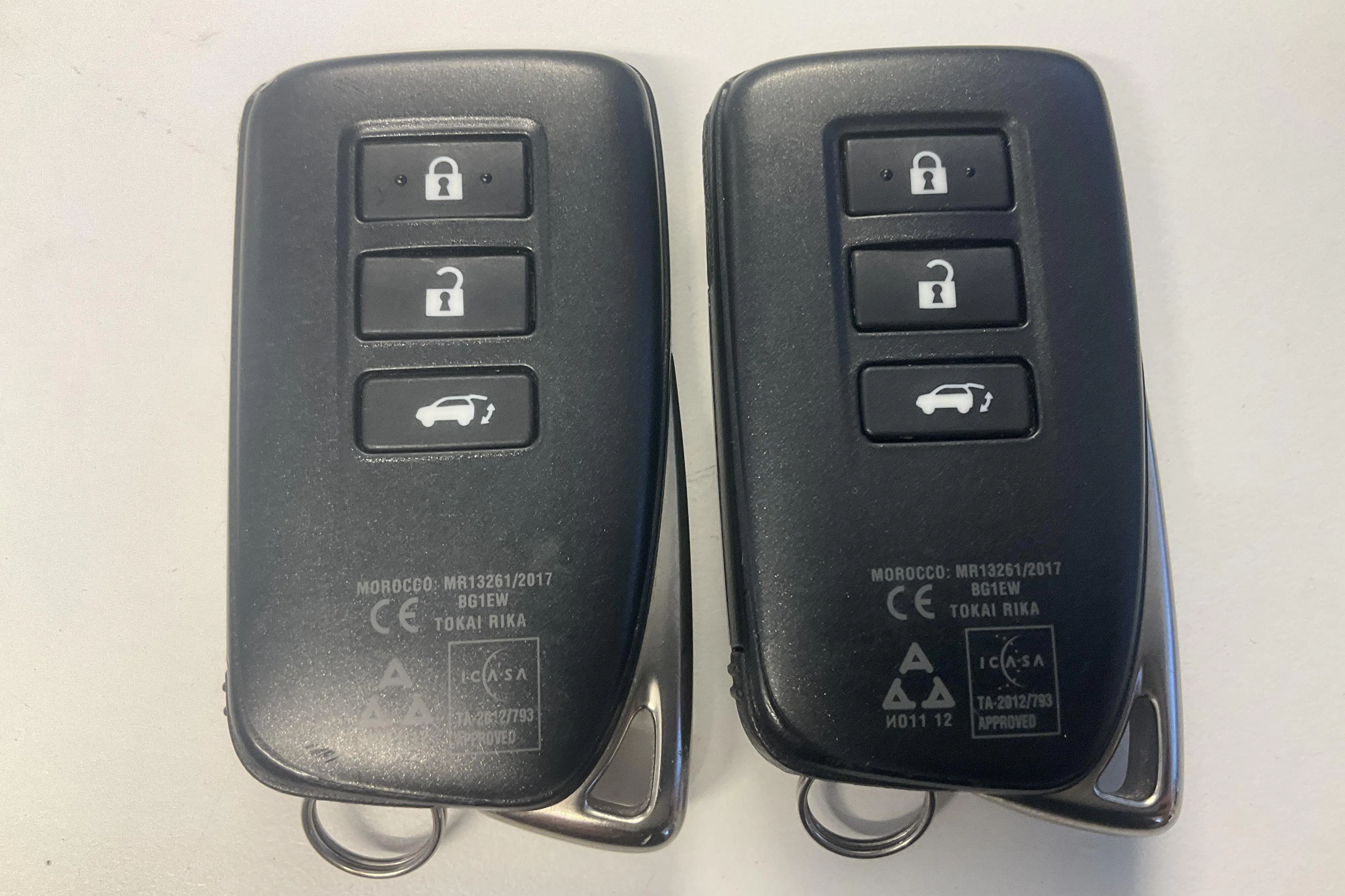 Presentationsfoto 19 av 19: Lexus NX 300h AWD (197hk) - 16 017 mil - Automat - grå - 2019