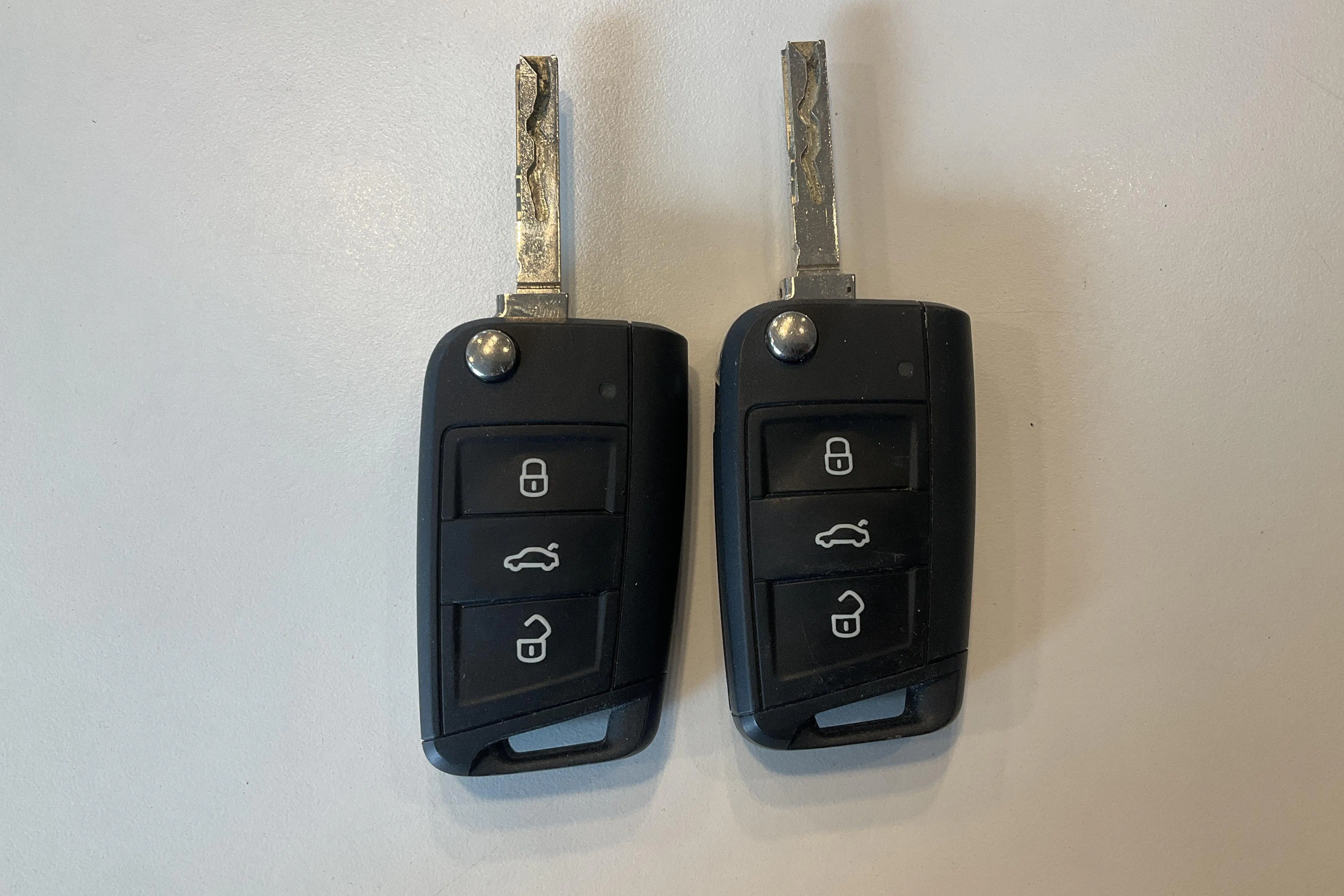 Presentation photo 18 of 18: Seat Tarraco 1.4 TSI e-hybrid (245hk) - 37 640 km - Automatic - white - 2023