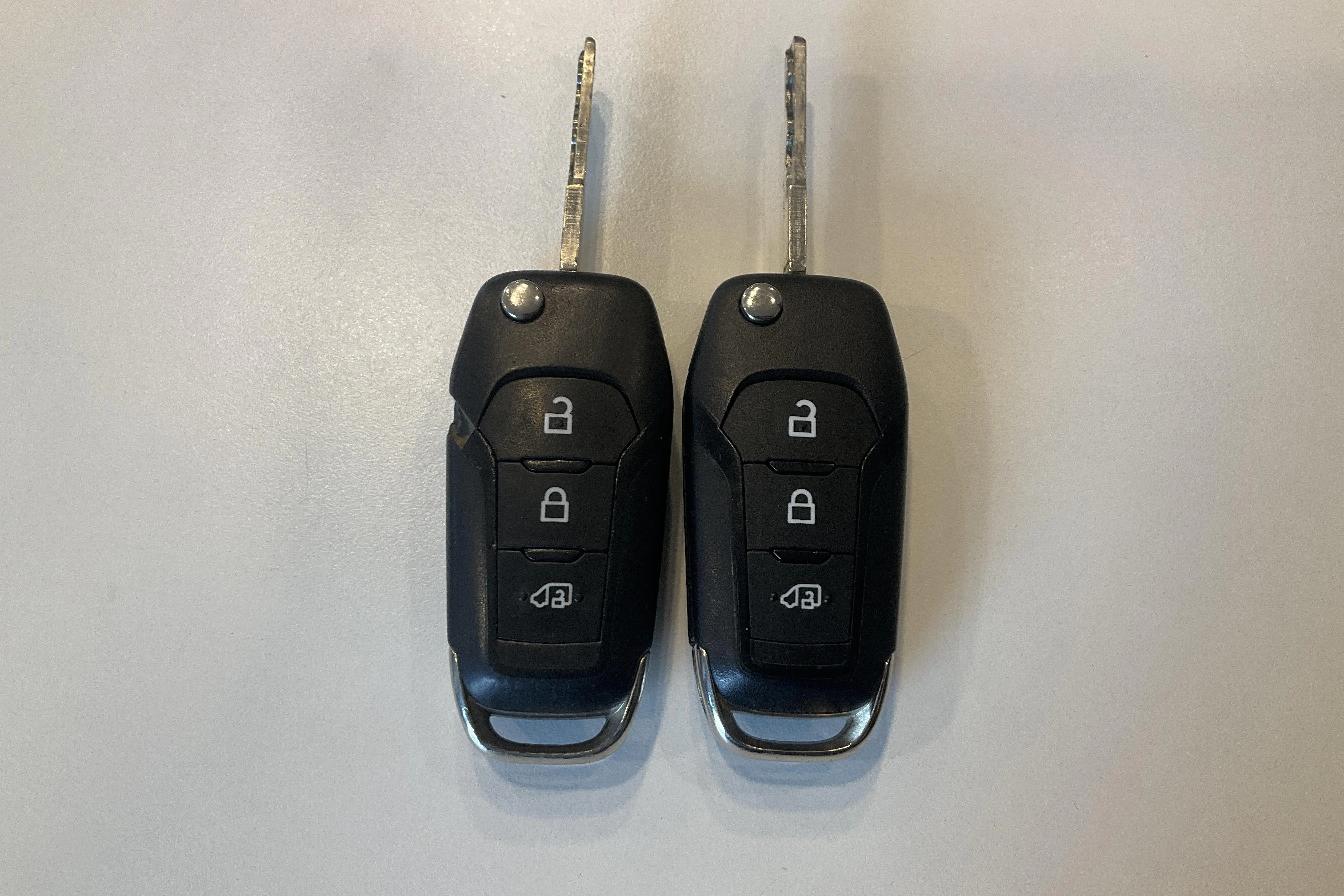 Presentationsfoto 18 av 18: Ford Transit Connect 1.5 EcoBlue (100hk) - 10 237 mil - Automat - vit - 2019