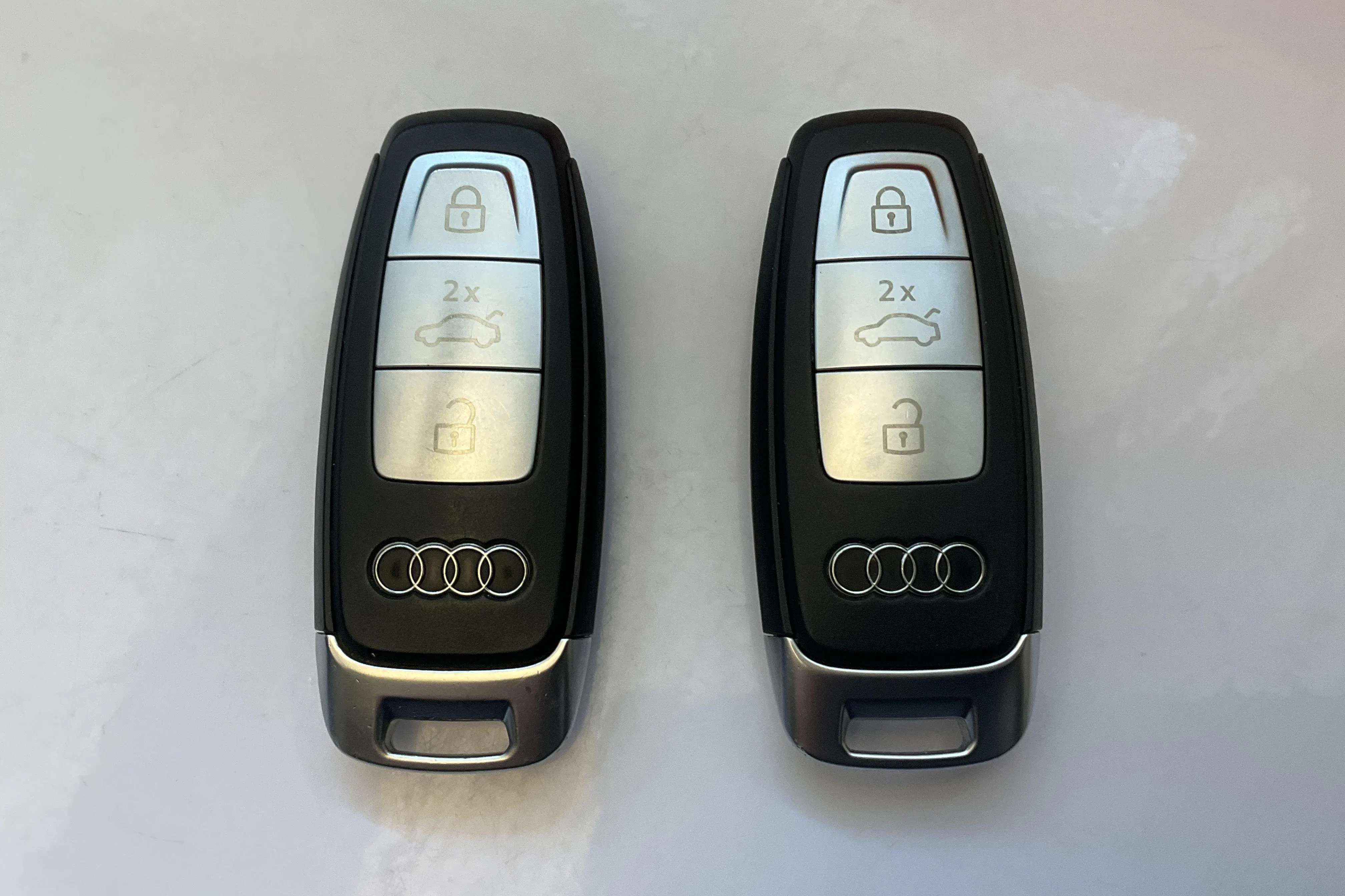 Presentationsfoto 16 av 16: Audi Q4 40 e-tron 77kWh (204hk) - 7 730 mil - Automat - silver - 2023