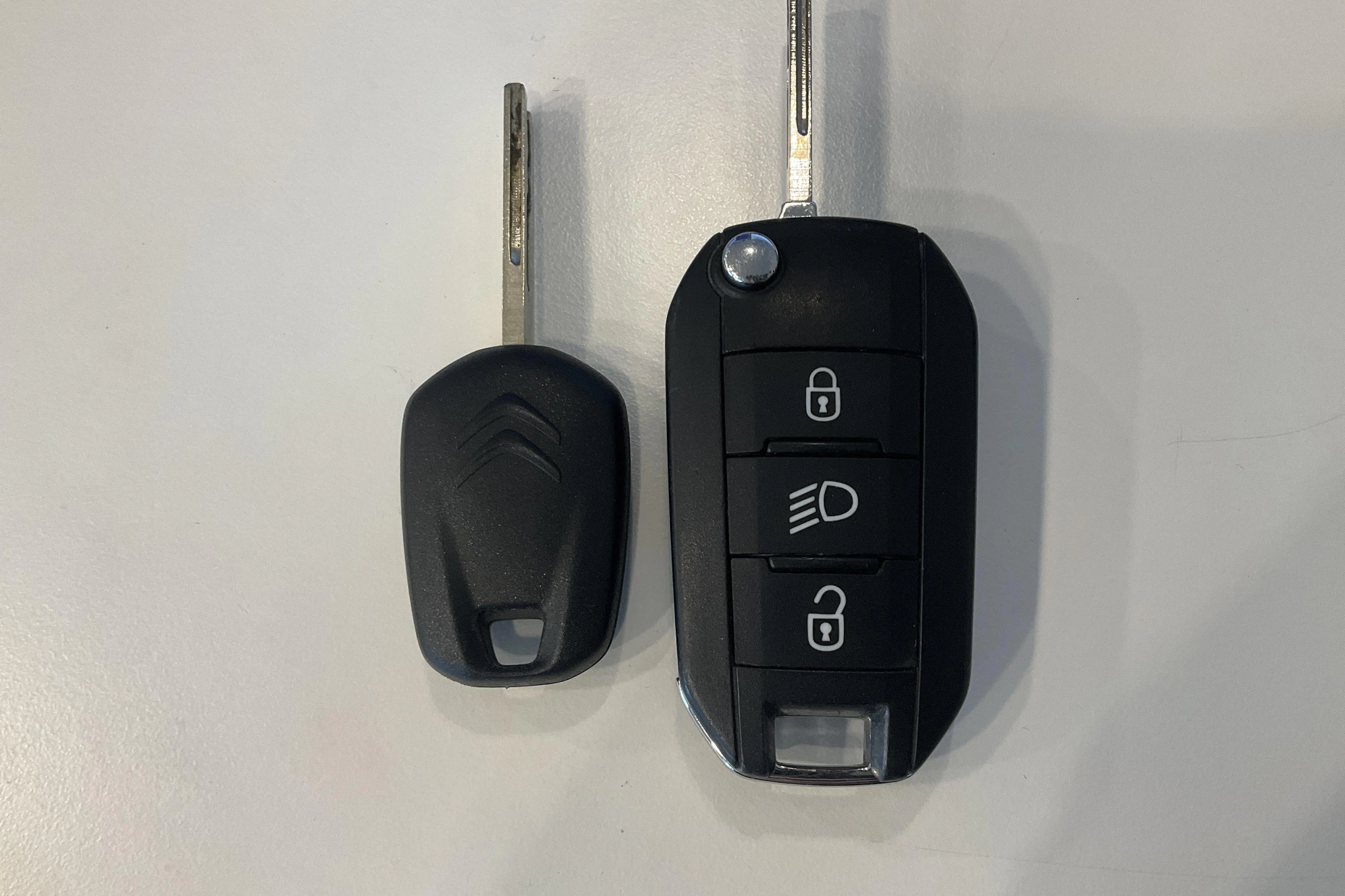 Presentationsfoto 15 av 15: Citroën C3 PureTech (82hk) - 7 021 mil - Manuell - vit - 2018