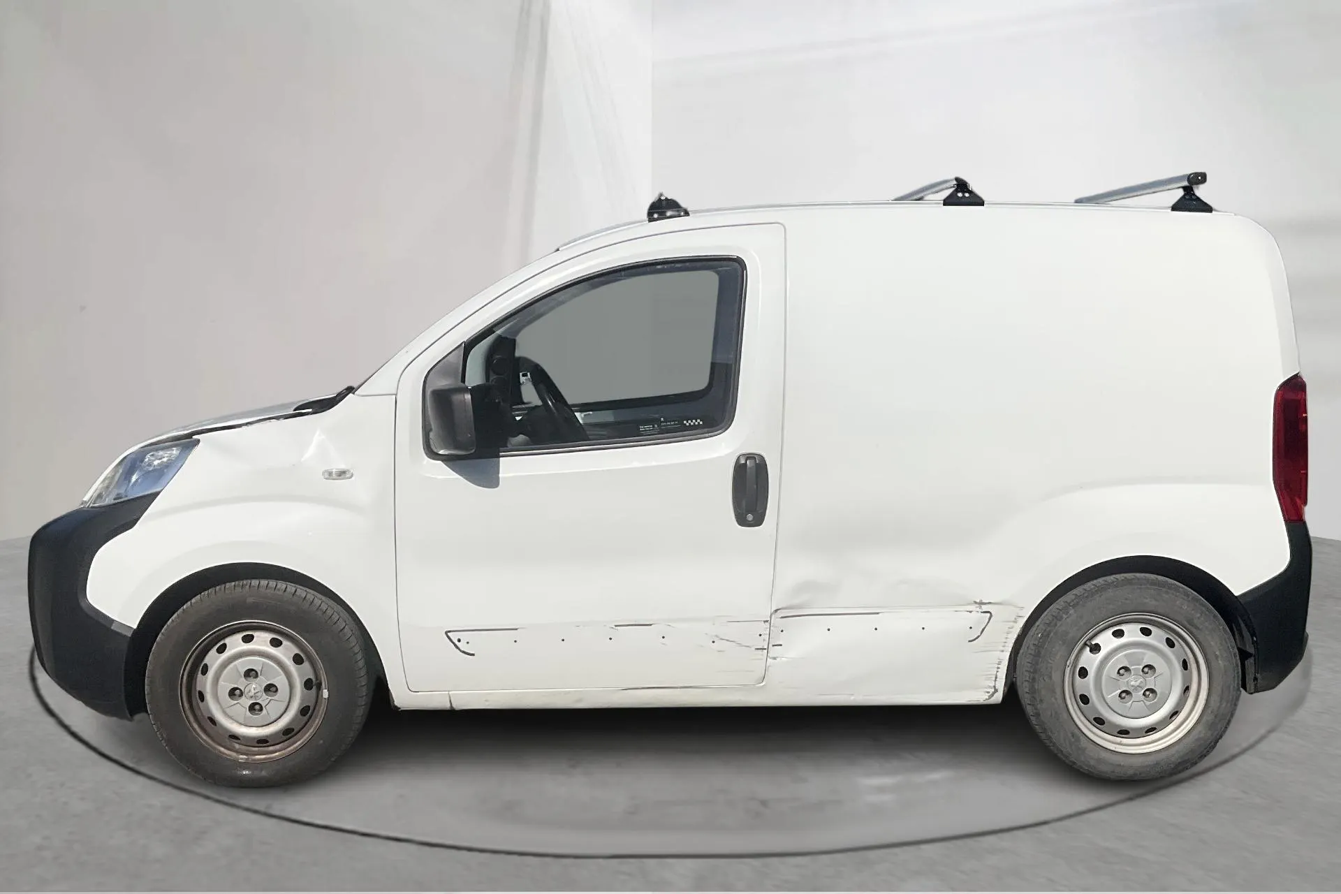 Presentation photo 2 of 13: Peugeot Bipper 1.3 HDi FAP Skåp (75hk) - 45 420 km - Automatic - white - 2013