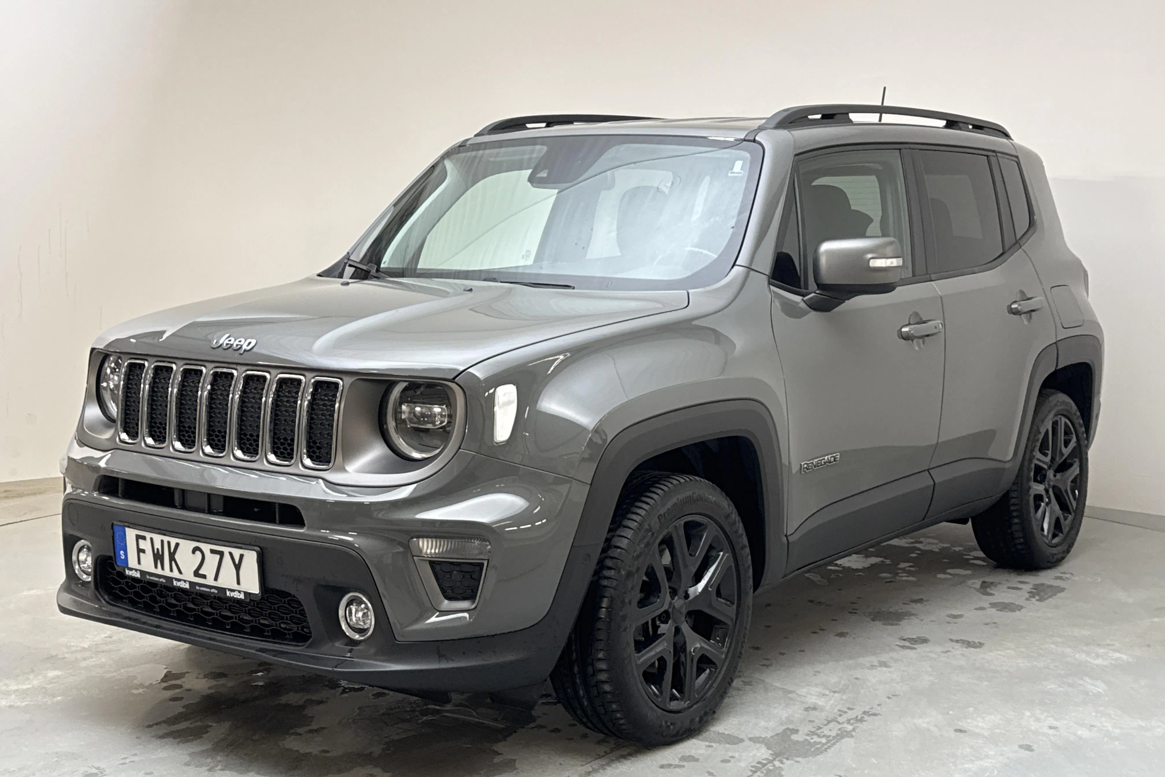 Presentationsfoto 1 av 17: Jeep Renegade 1.3 PHEV 4WD (190hk) - 7 188 mil - Automat - grå - 2020