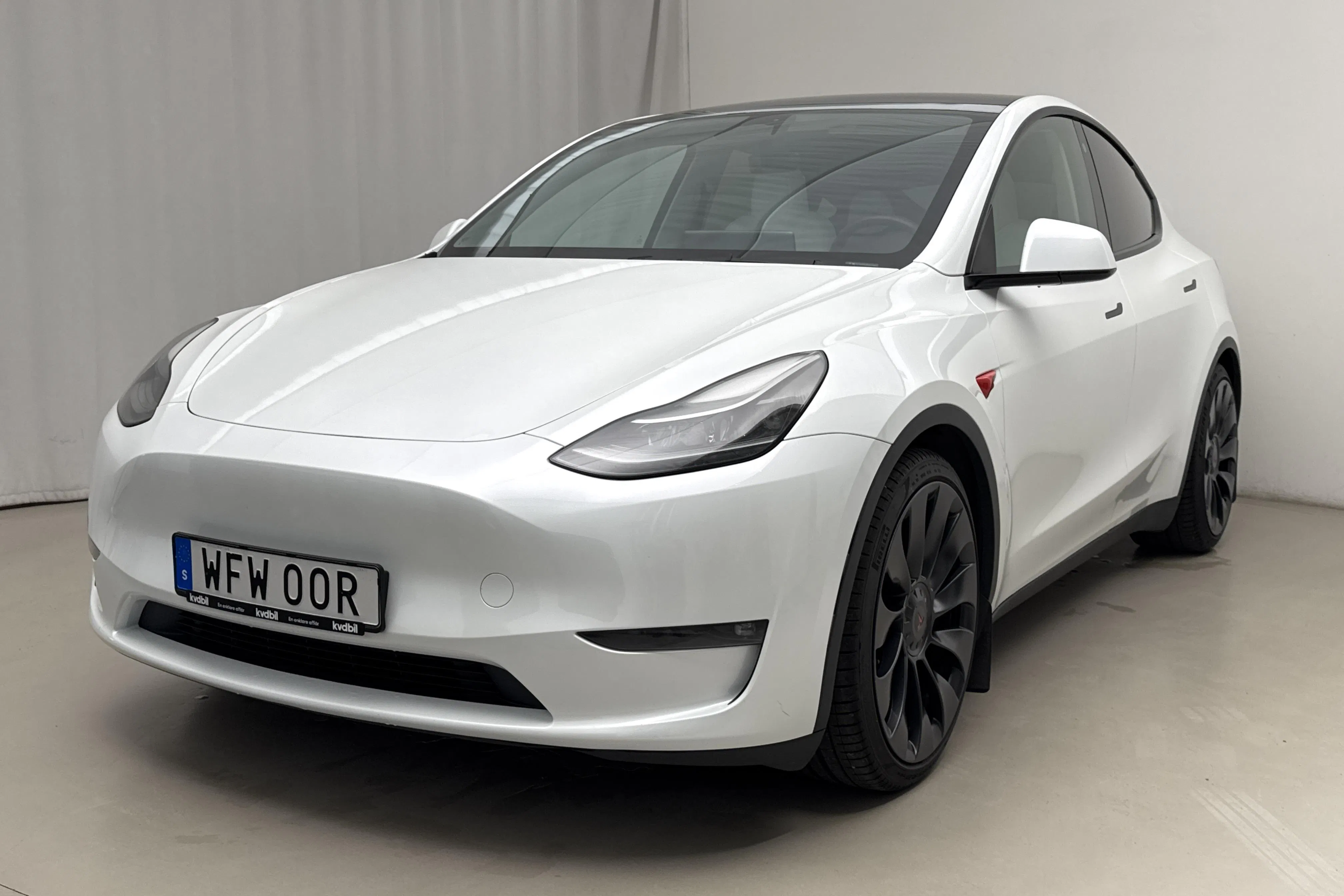 Tesla Model Y Performance Dual Motor AWD