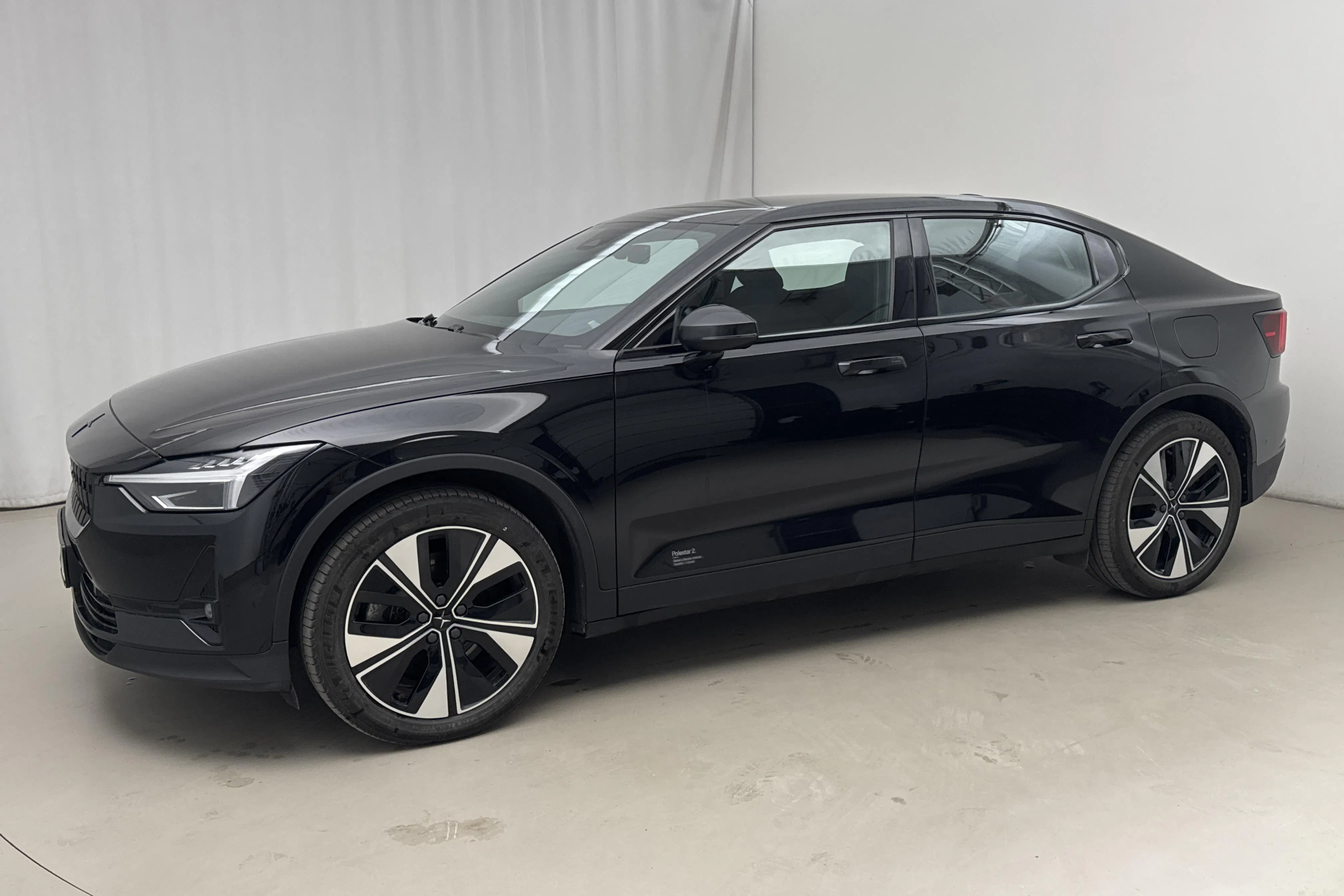 Presentationsfoto 2 av 25: Polestar 2 Long range Single motor (231hk) - 12 844 mil - Automat - svart - 2023