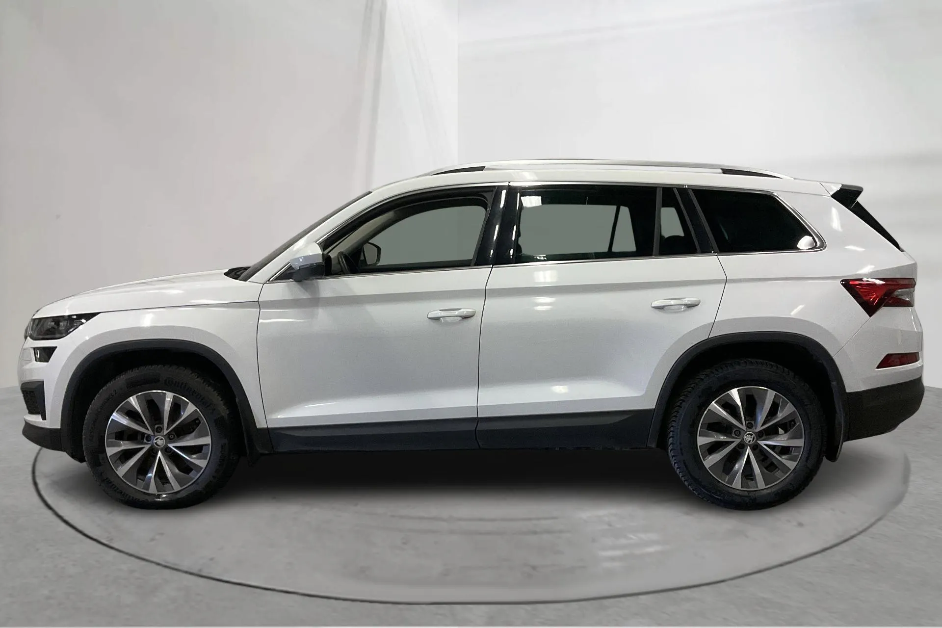 Presentation photo 2 of 18: Skoda Kodiaq 2.0 TDI 4X4 (200hk) - 133 990 km - Automatic - white - 2023