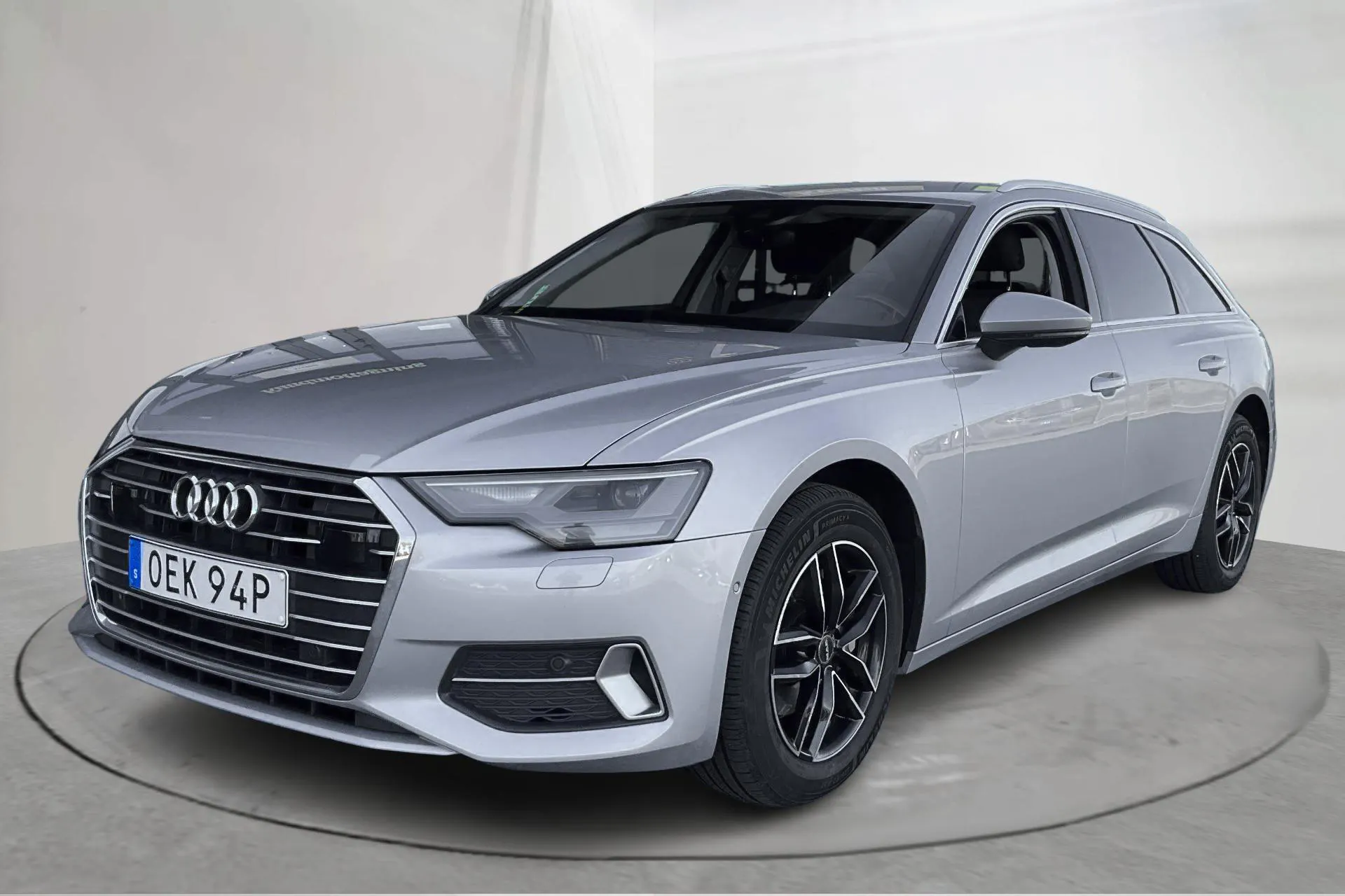 Presentation photo 1 of 17: Audi A6 Avant 40 TDI (204hk) - 212 850 km - Automatic - silver - 2021