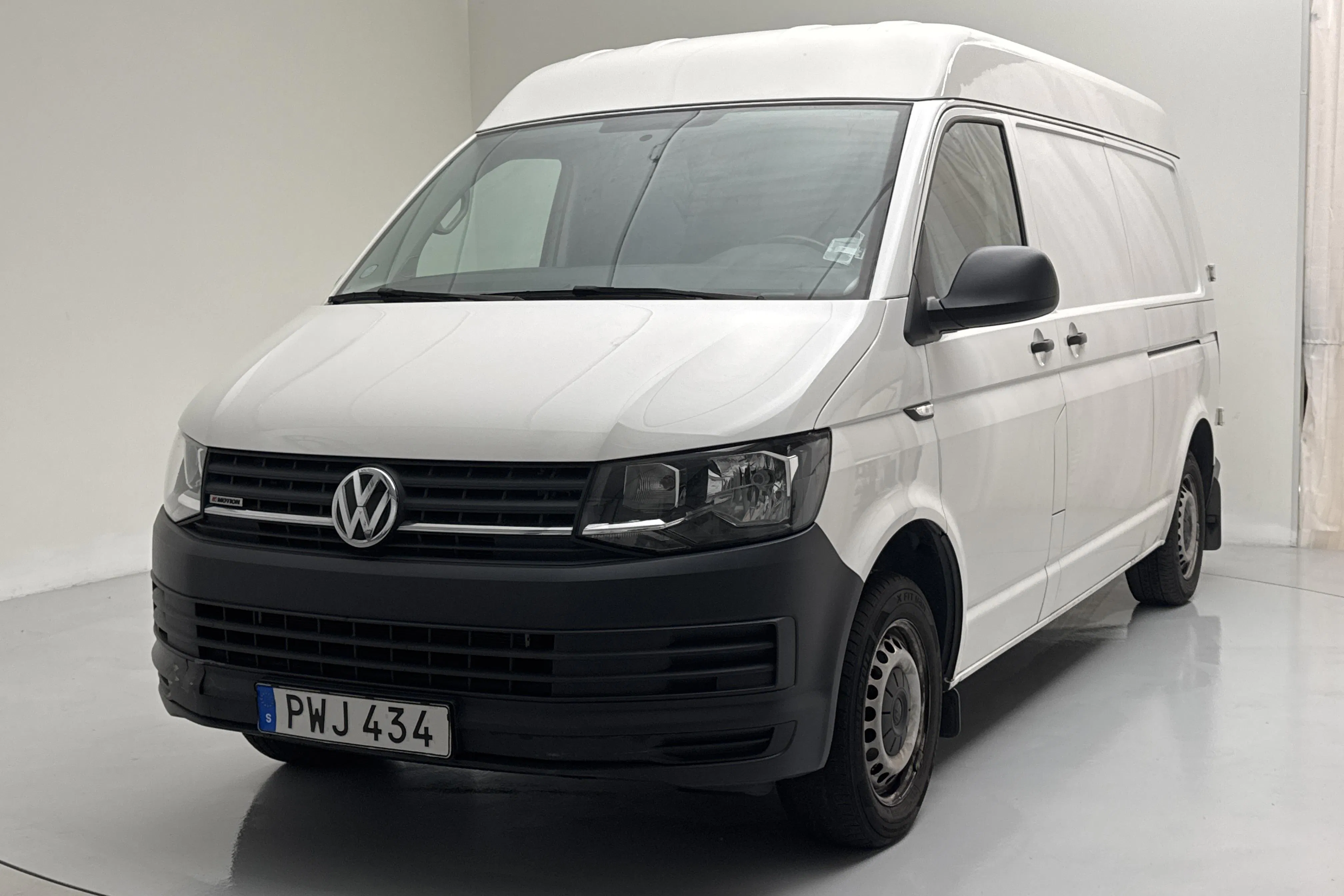 VW Transporter T6 2.0 TDI BMT Skåp 4MOTION (150hk)