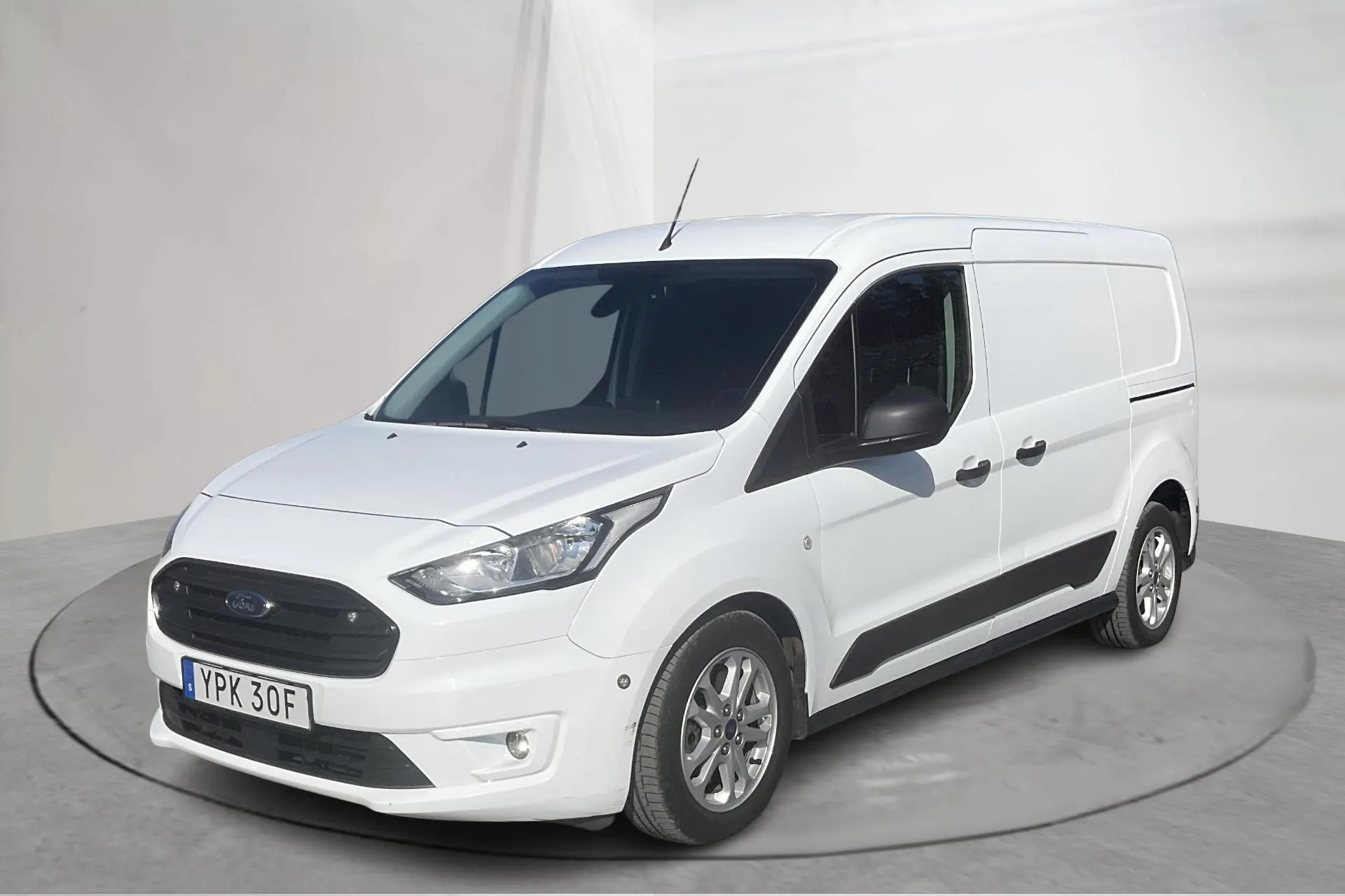 Presentationsfoto 1 av 14: Ford Transit Connect 1.5 EcoBlue (100hk) - 3 713 mil - Automat - vit - 2022