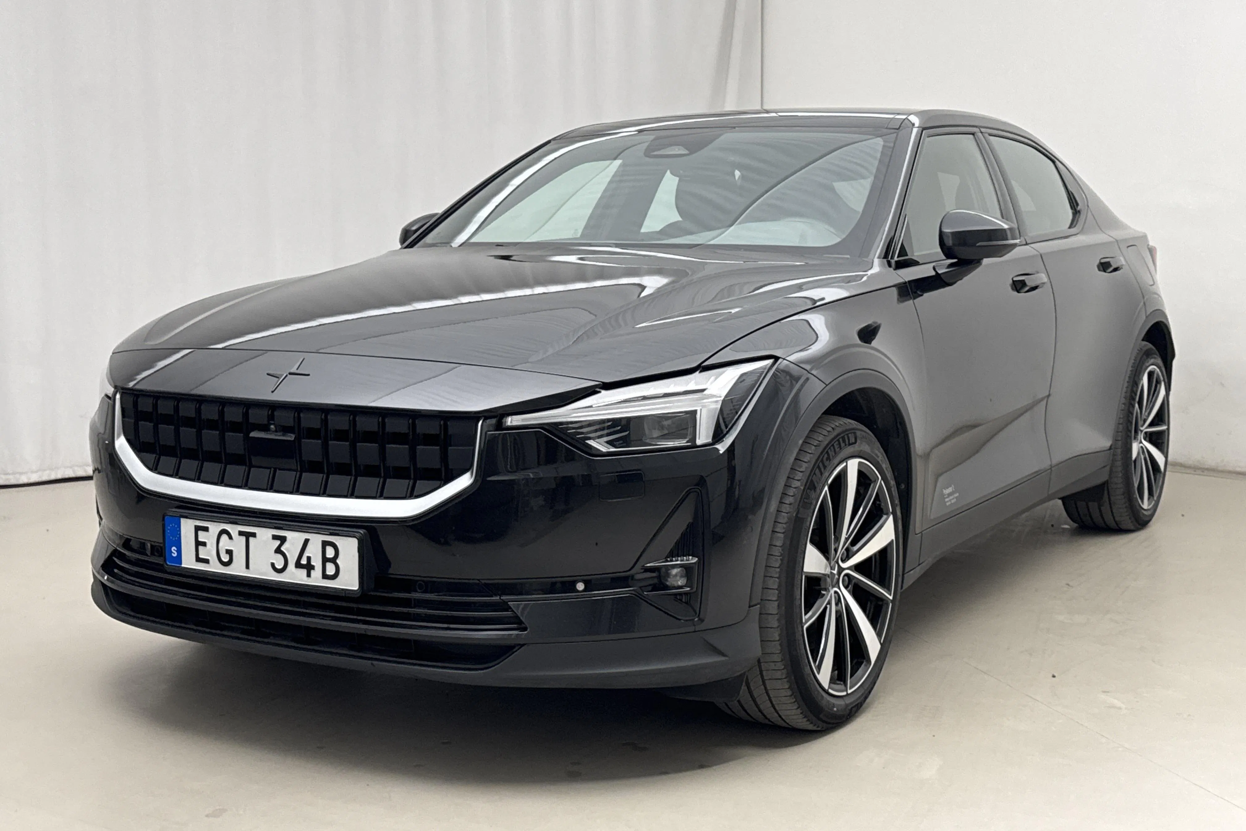 Esitlusfoto 1 aadressil 28: Polestar 2 Long range Dual motor (408hk) - 165 330 km - Automaatne - must - 2021