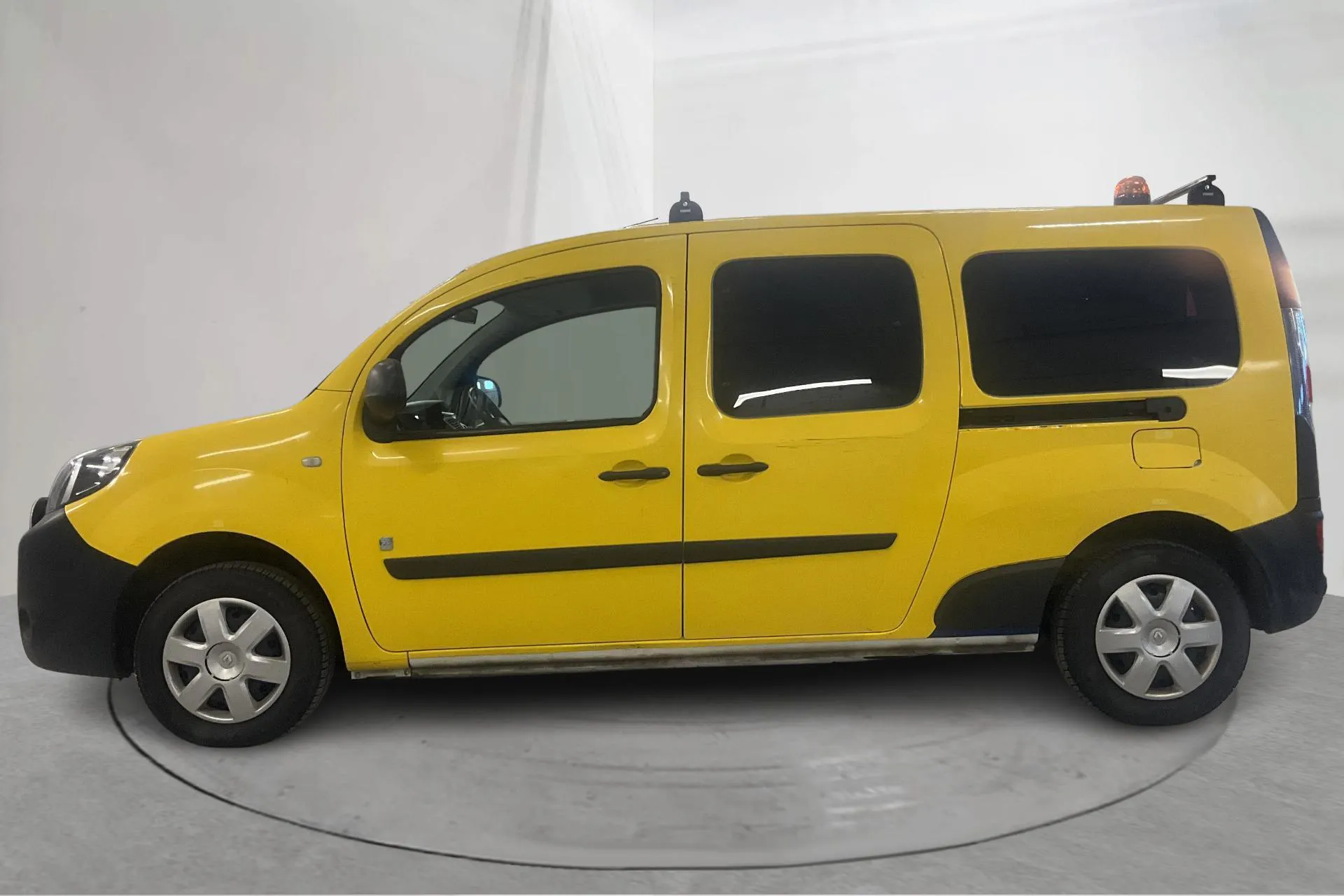 Presentationsfoto 2 av 22: Renault Kangoo II Z.E. 22kWh Maxi Skåp (60hk) - 6 195 mil - Automat - 2015