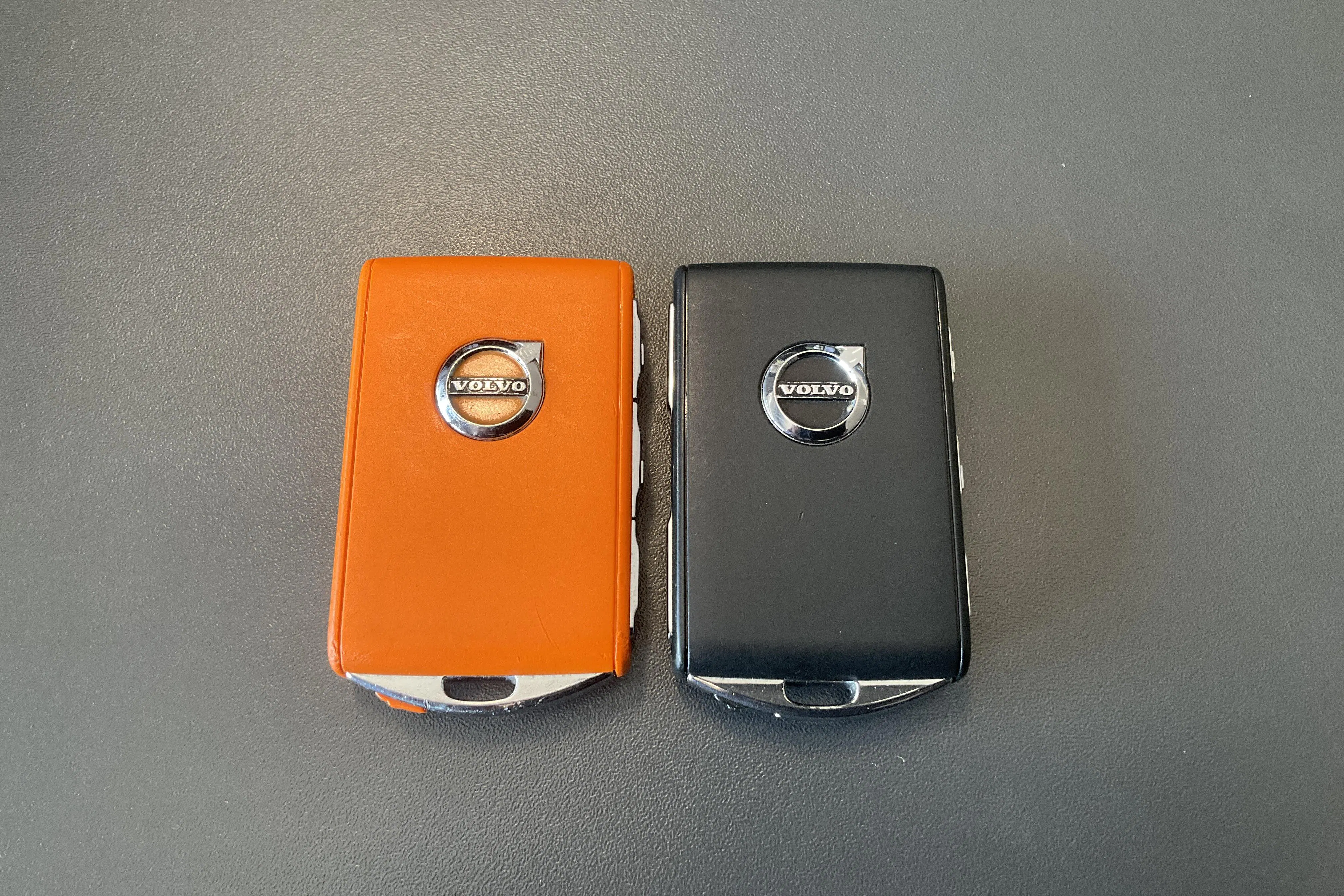 Esitlusfoto 25 aadressil 25: Volvo V60 T6 AWD Twin Engine (340hk) - 143 630 km - Automaatne - Dark Blue - 2022