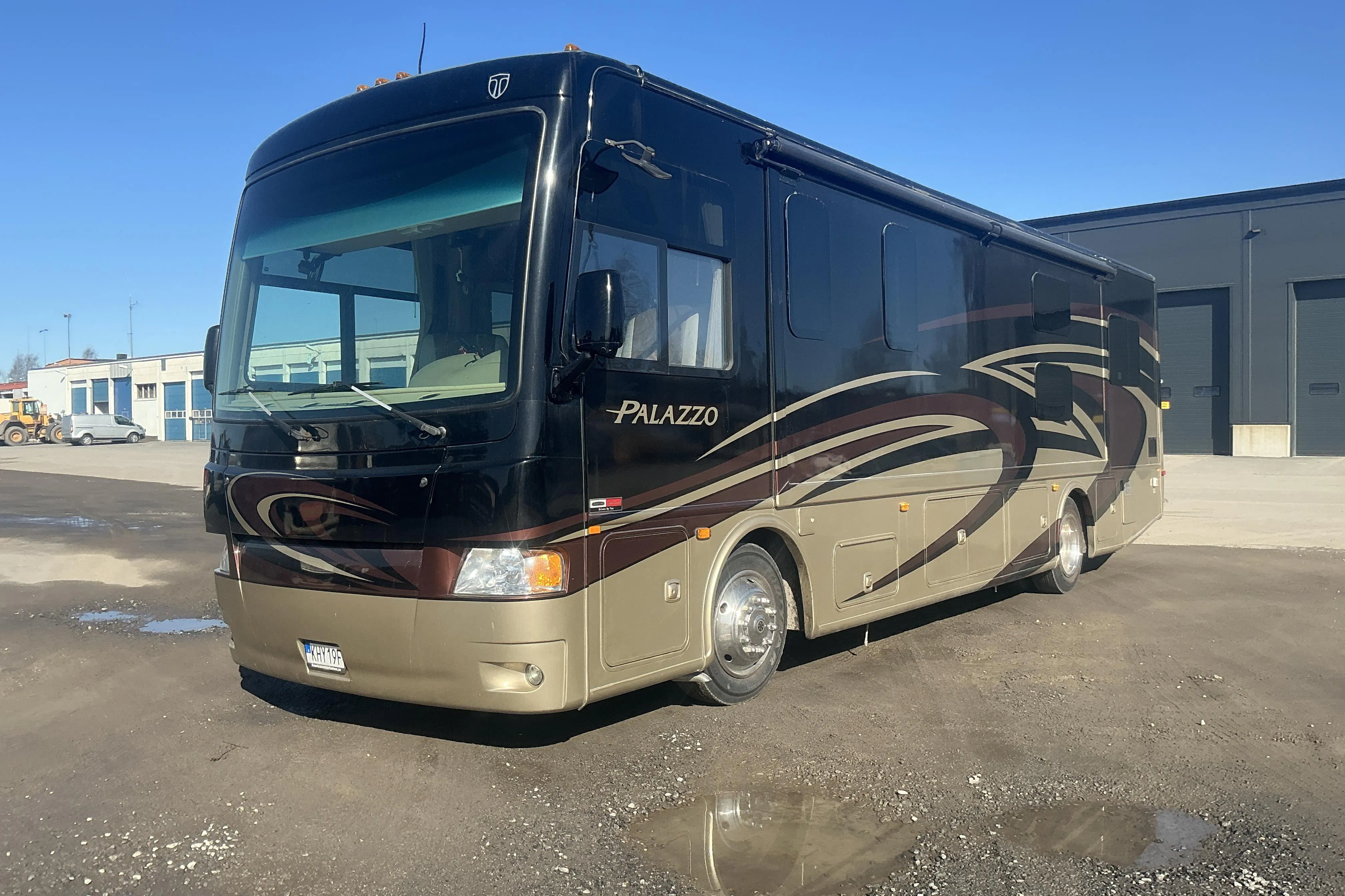 Presentation photo 1 of 35: THOR PALAZZO Husbil Rep/renoveringsobjekt - 33 700 km - Automatic - 2014