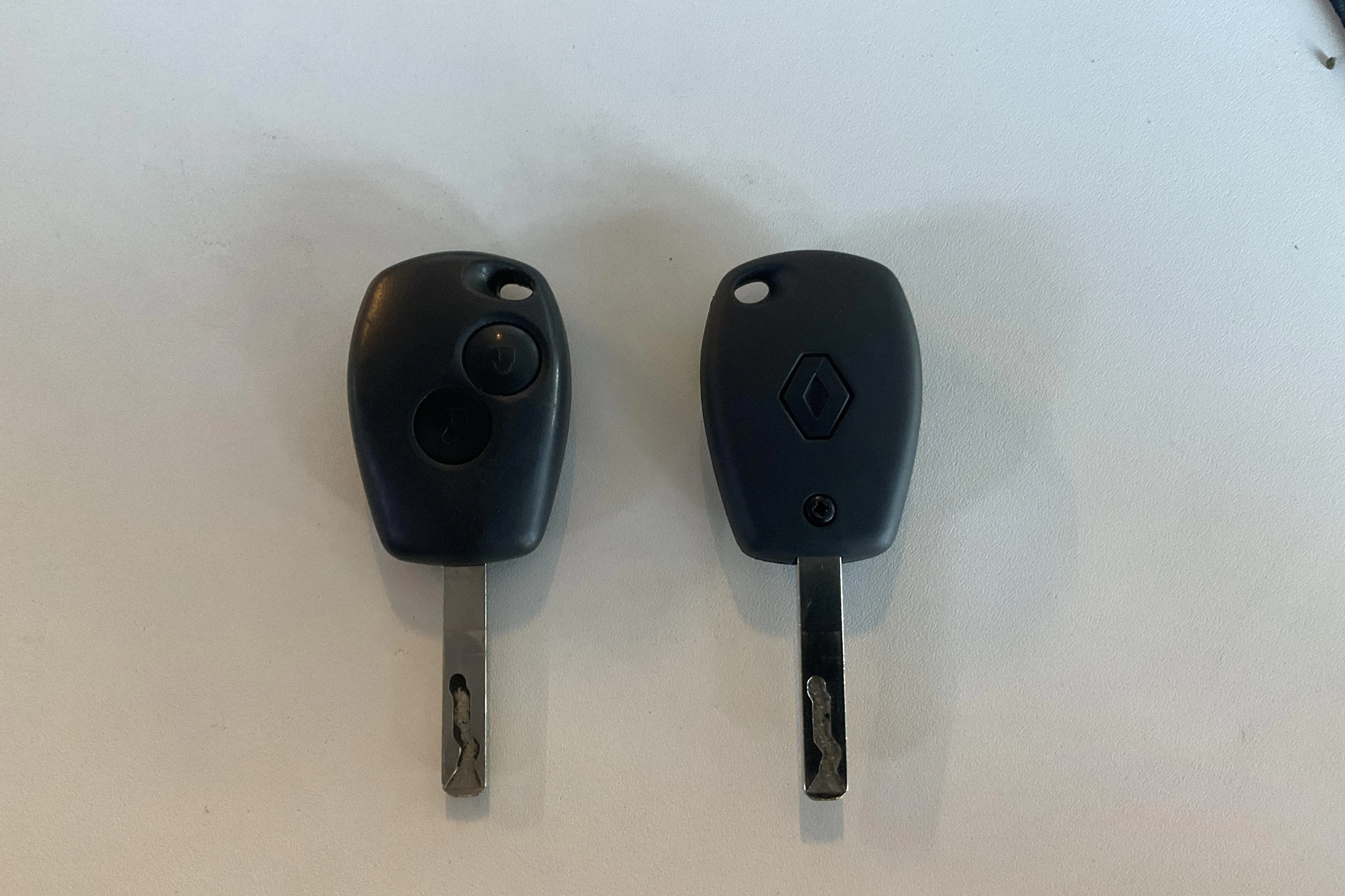 Presentationsfoto 17 av 17: Renault Kangoo Express II Z.E. Skåp (60hk) - 2 583 mil - Automat - silver - 2013