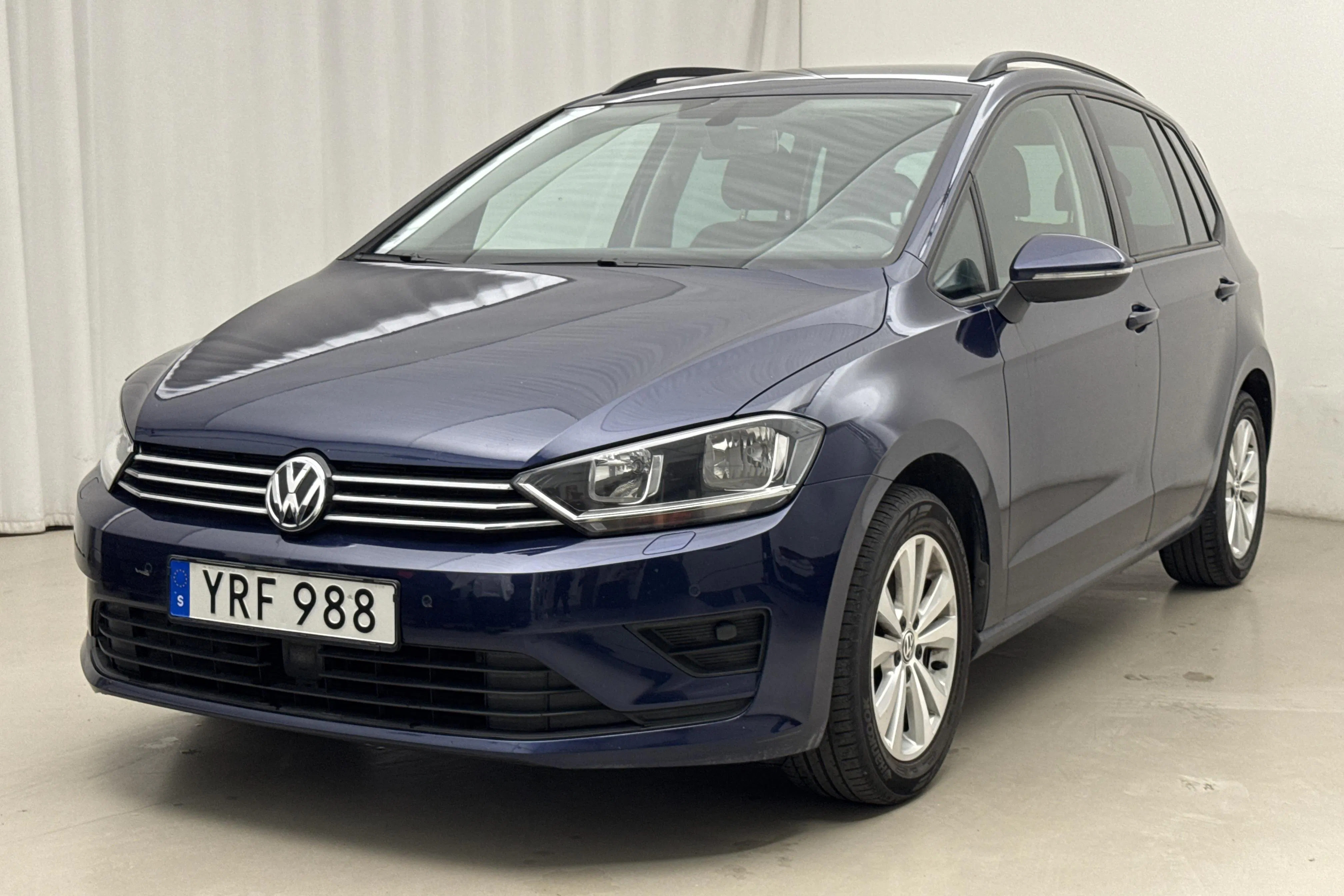 Presentation photo 1 of 18: VW Golf VII 1.2 TSI BlueMotion Technology Sportsvan (110hk) - 51 660 km - Automatic - blue - 2018