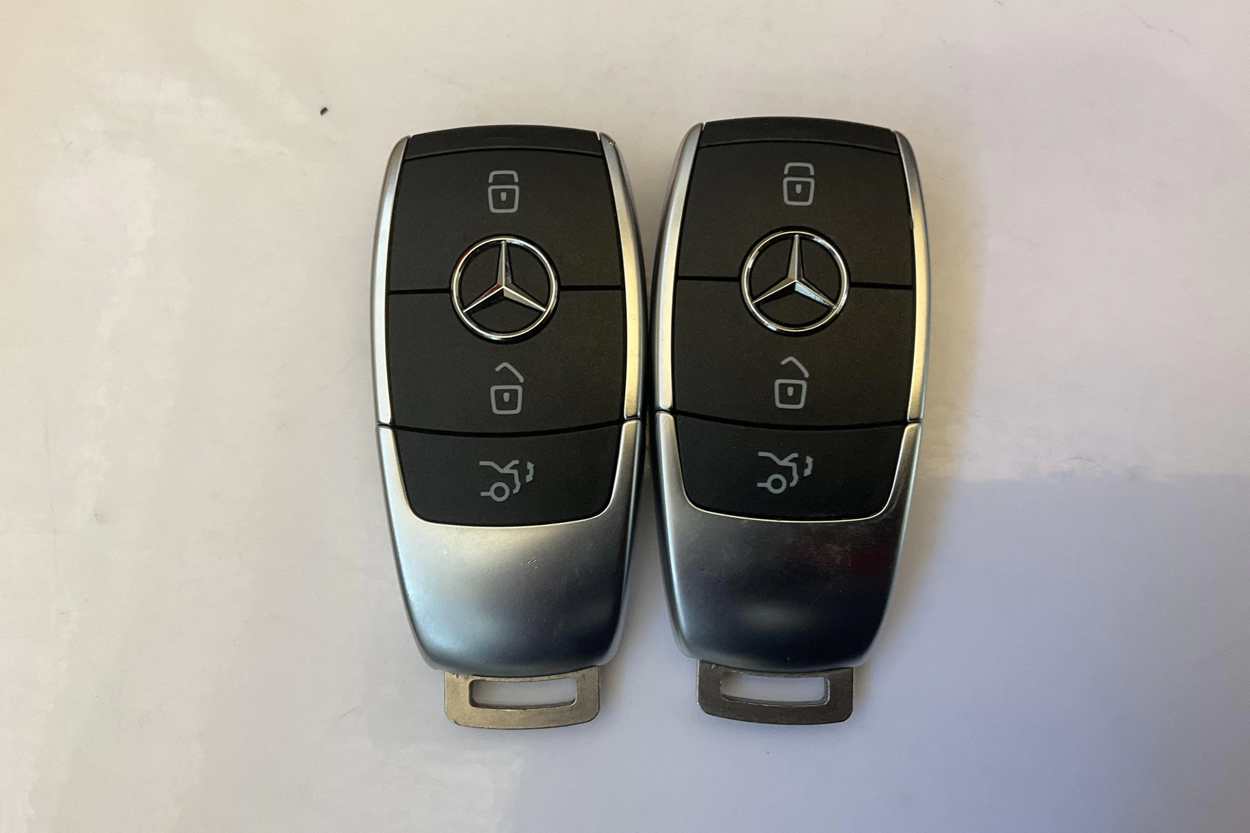 Presentationsfoto 18 av 18: Mercedes EQB 300 4MATIC X243 (228hk) - 5 464 mil - Automat - silver - 2024