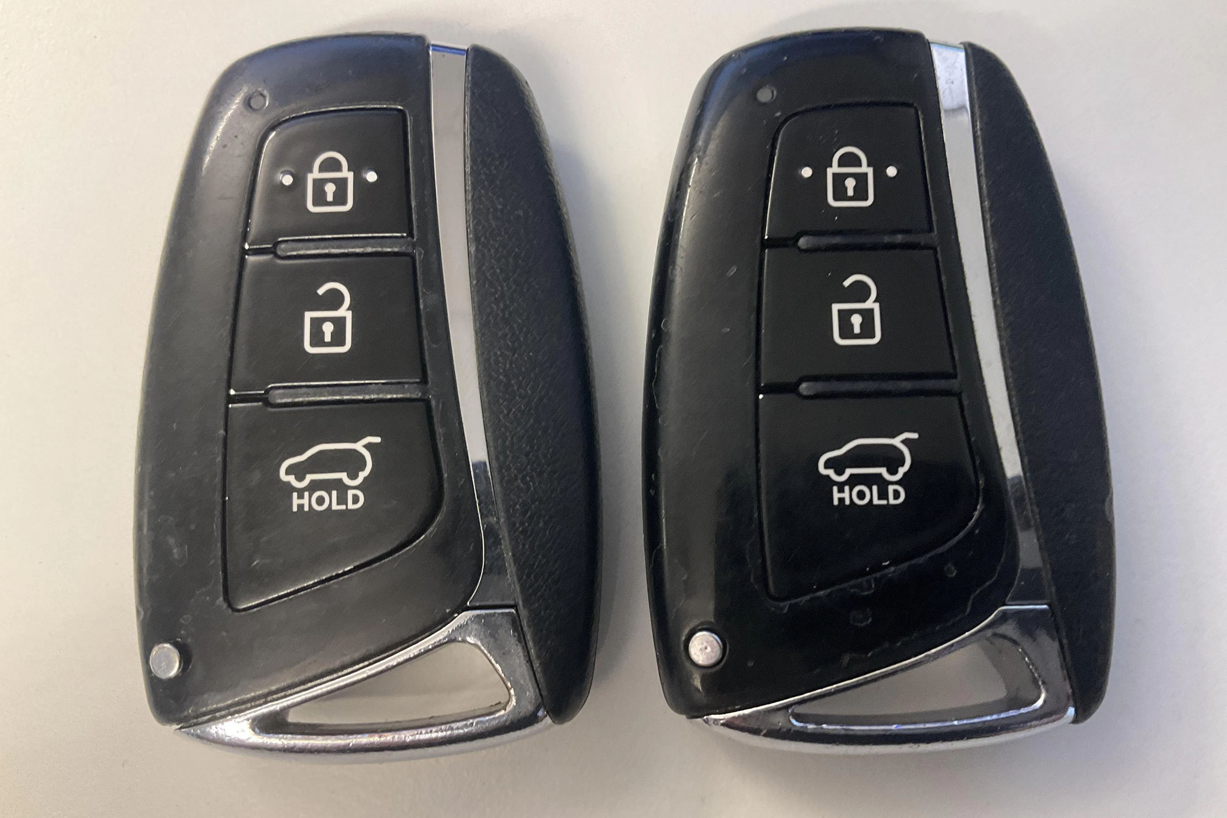 Presentation photo 15 of 15: Hyundai Santa Fé 2.2 CRDi-R 4WD (197hk) - 236 480 km - Automatic - silver - 2013