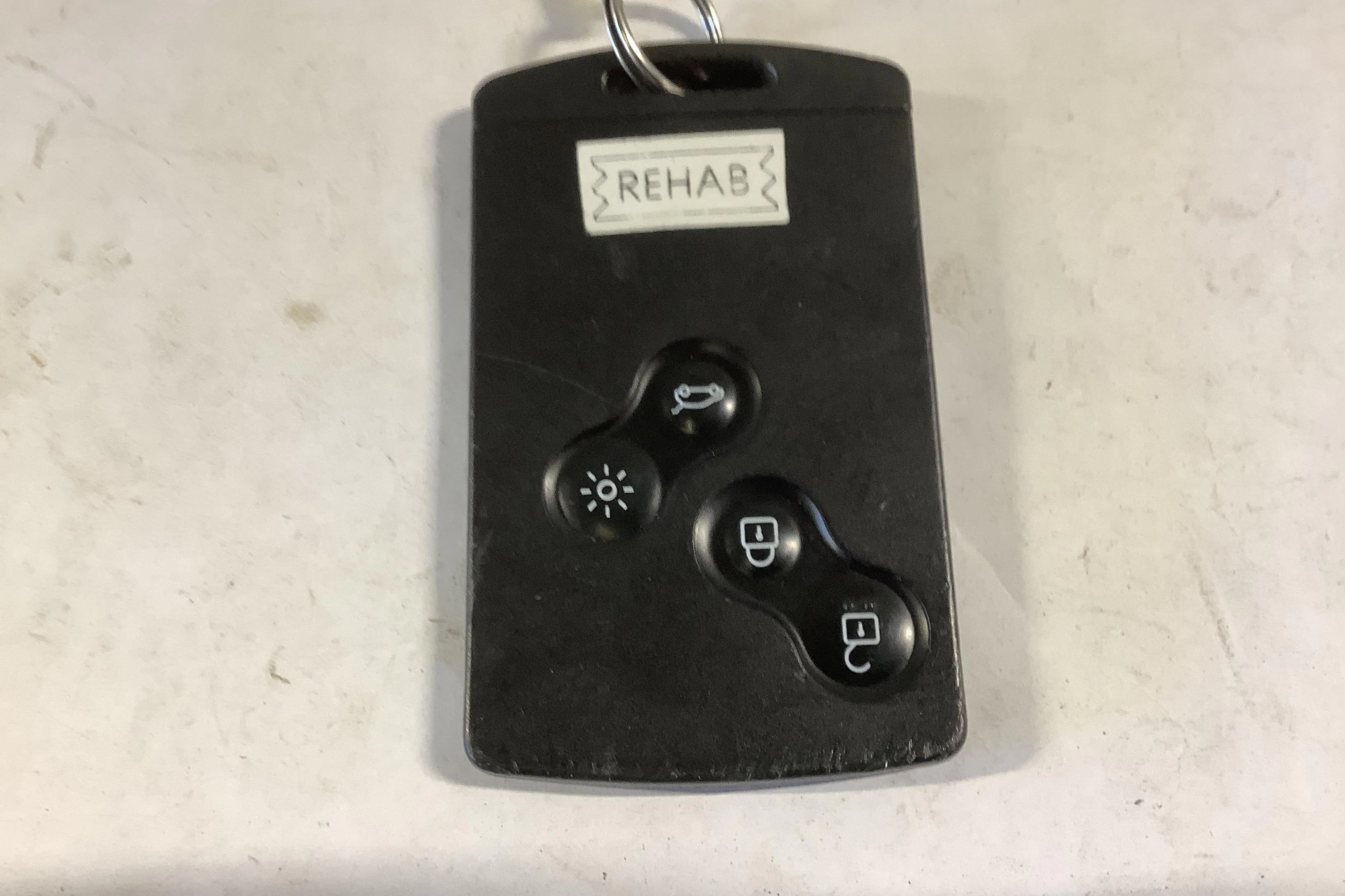 Presentationsfoto 13 av 13: Renault Clio IV 1.5 dCi Sports Tourer (90hk) - 6 304 mil - Manuell - röd - 2018