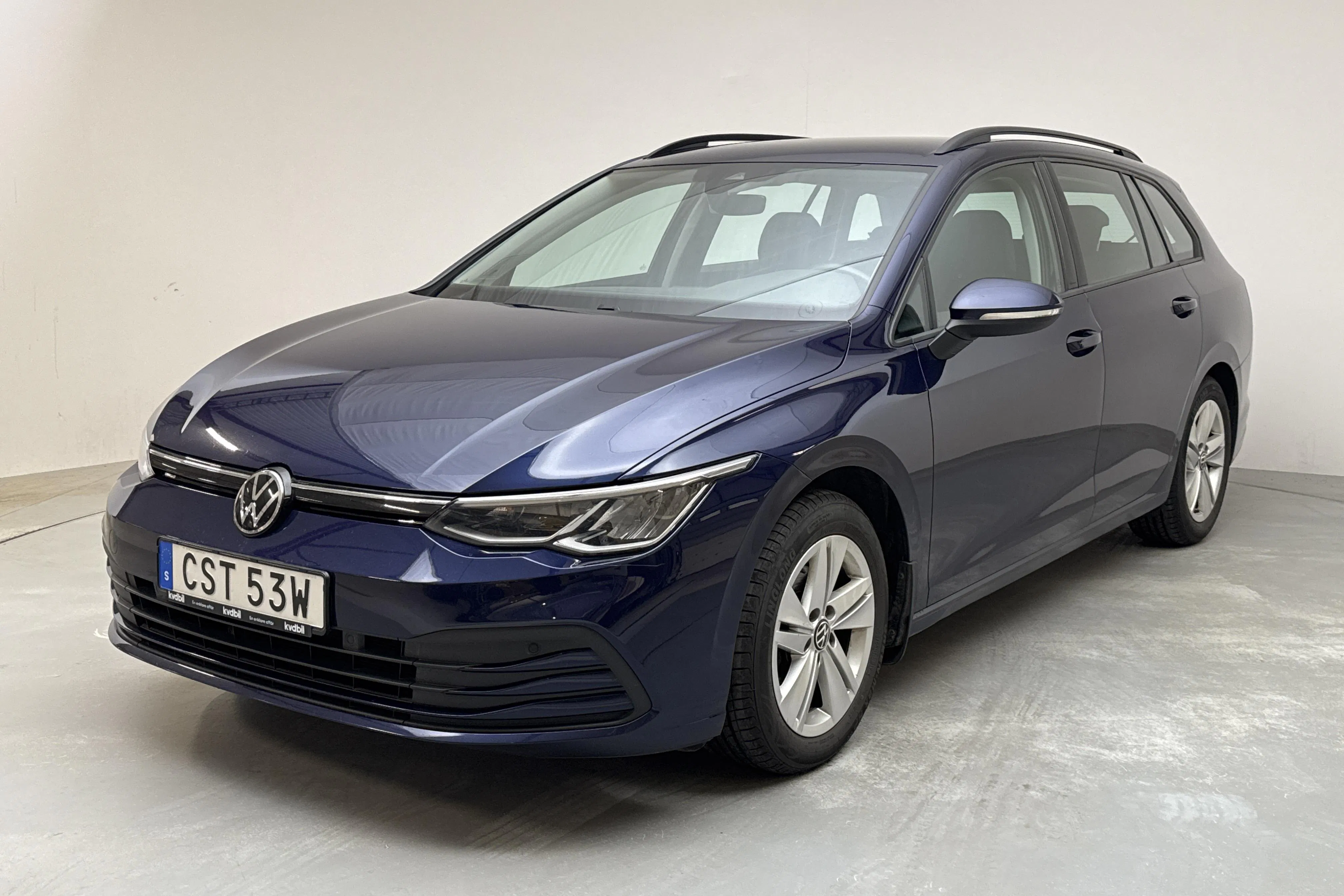 VW Golf VIII 1.5 eTSI Sportscombi (130hk)
