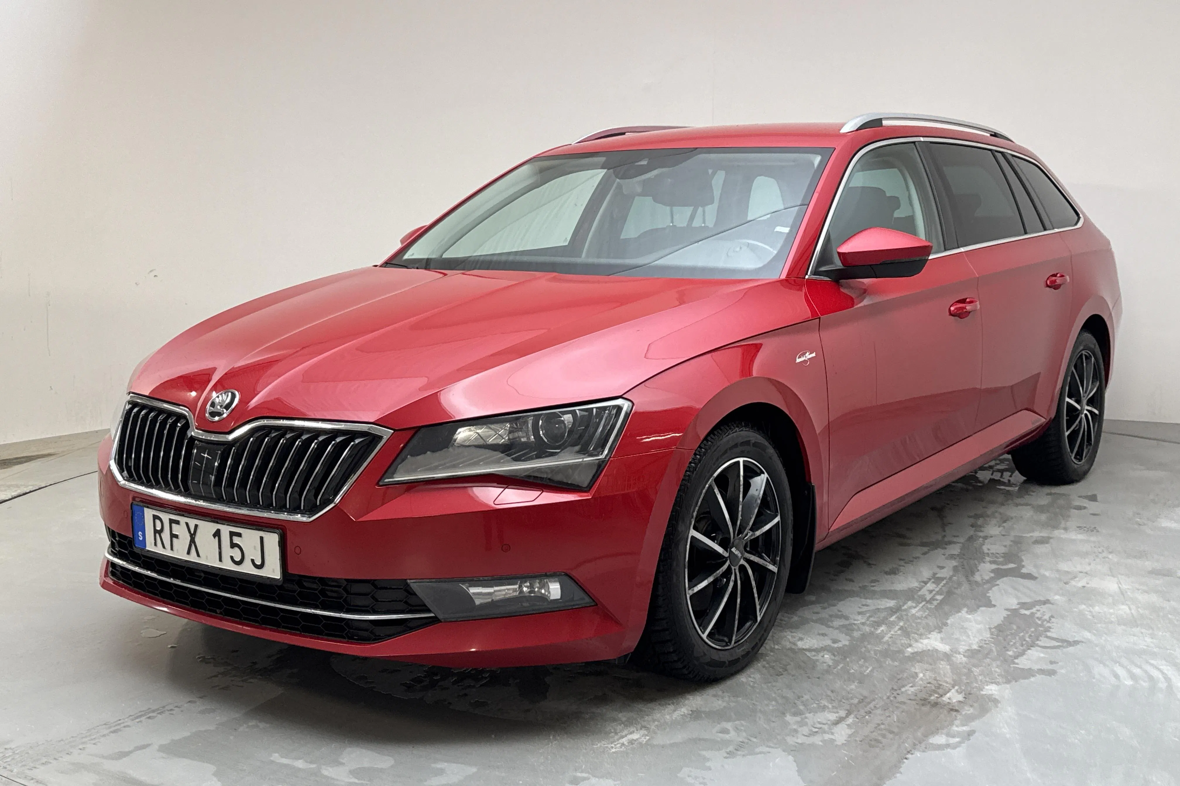 Skoda Superb 2.0 TDI 4x4 Kombi (190hk)