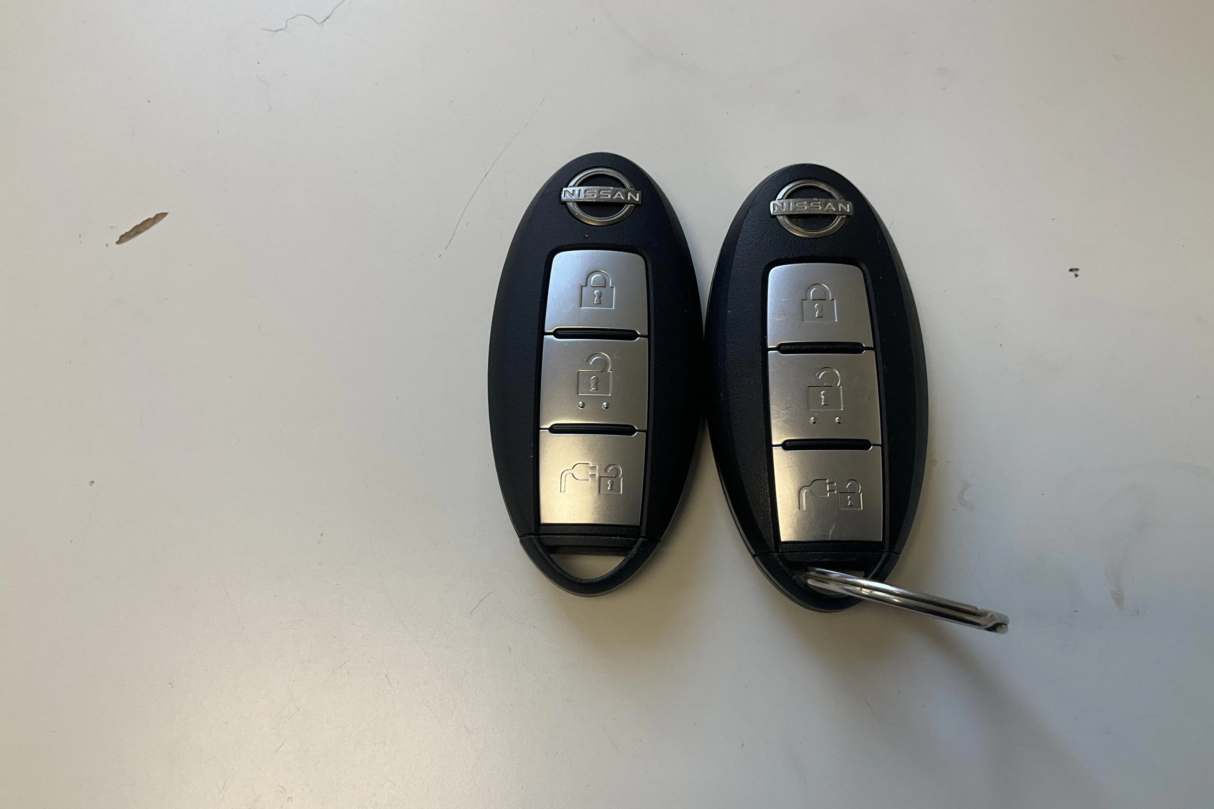 Presentation photo 18 of 18: Nissan LEAF 5dr 62kWh (214hk) - 43 710 km - Automatic - white - 2023