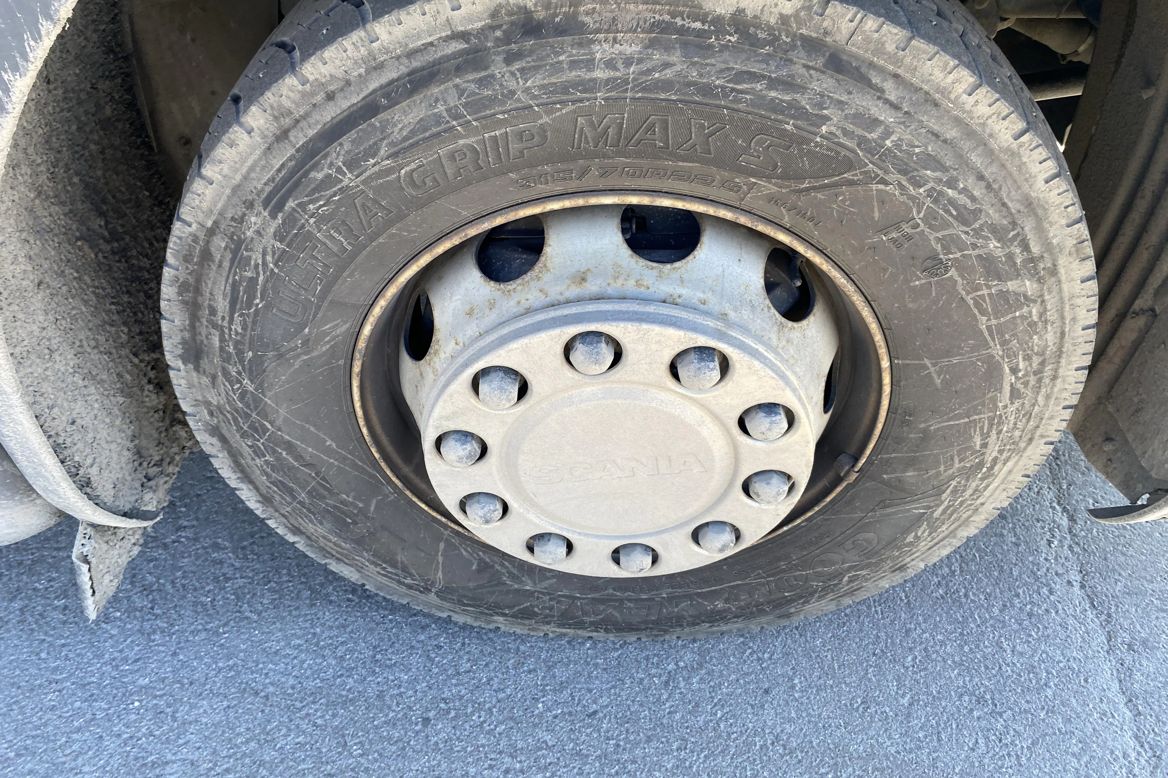 Presentationsfoto 49 av 49: SCANIA P320LB6X2*4MLB - 117 872 km - Automat - vit - 2016