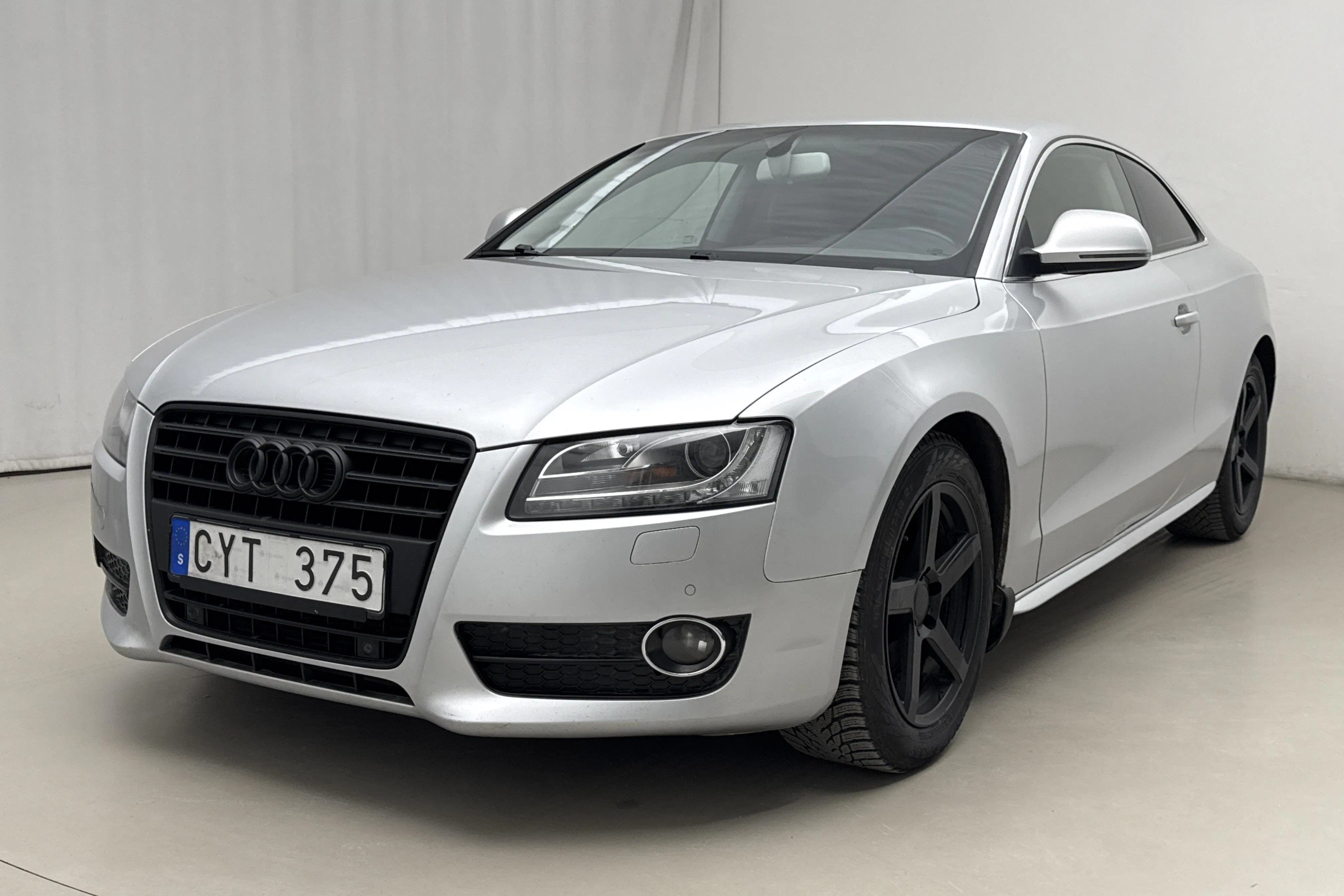 Præsentationsfoto 1 af 14: Audi A5 2.7 TDI (190hk) - 228 670 kilometer - Salgsautomat - Sølv - 2008