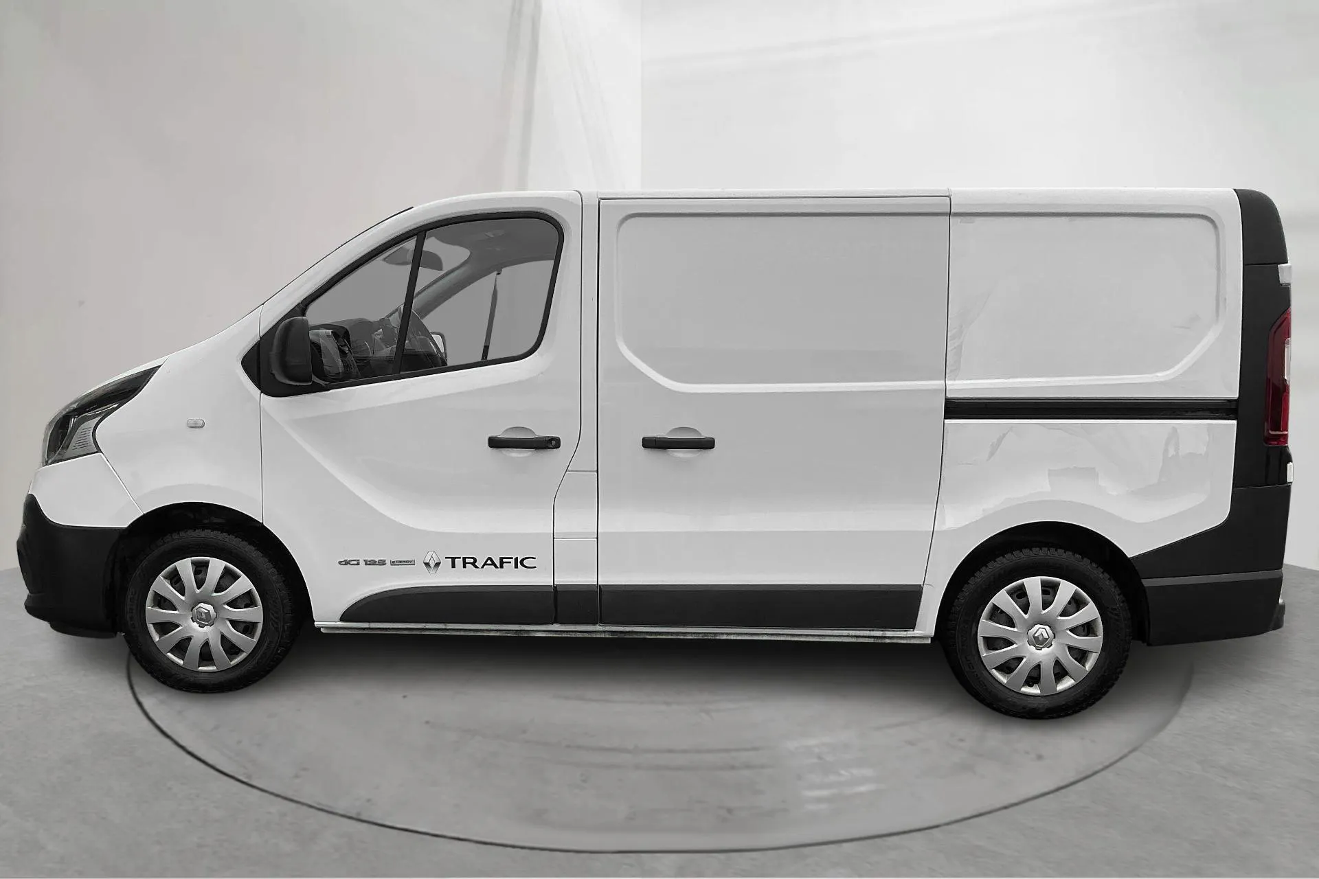 Presentationsfoto 2 av 15: Renault Trafic 1.6 dCi Skåp (125hk) - 8 630 mil - Manuell - vit - 2016
