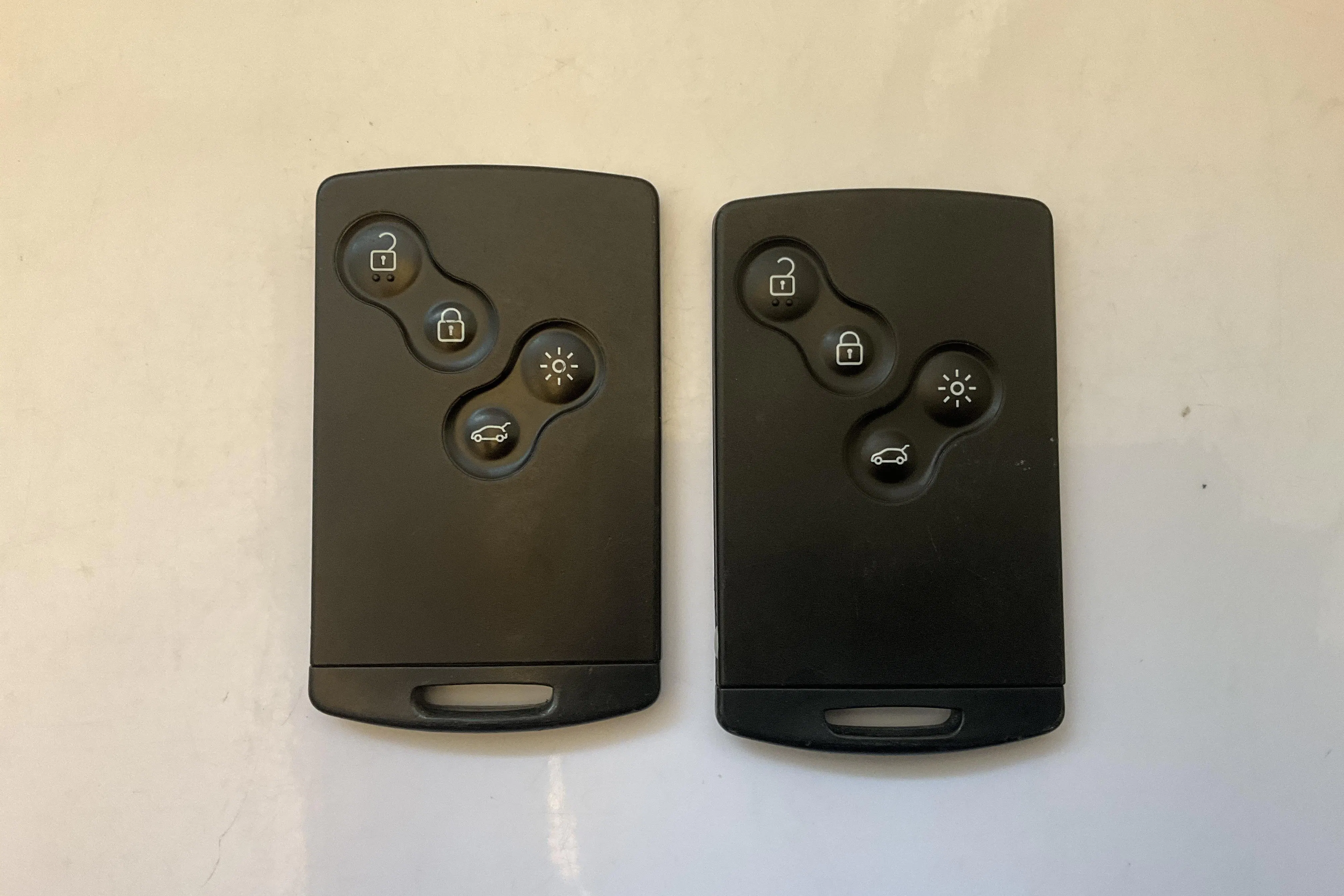 Presentationsfoto 13 av 13: Renault Clio IV 0.9 TCe 90 5dr (90hk) - 9 808 mil - Manuell - brun - 2015