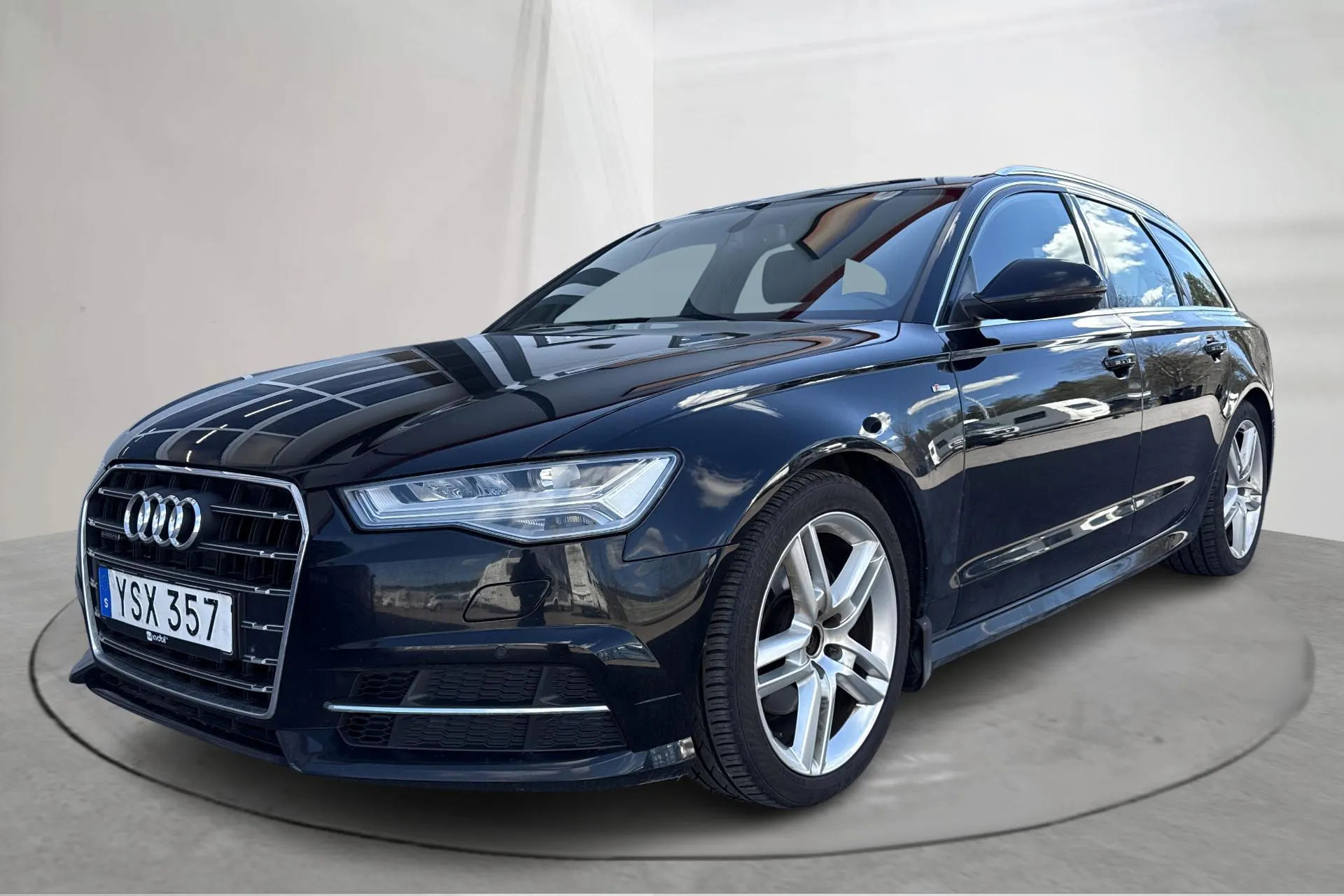 Presentationsfoto 1 av 19: Audi A6 2.0 TDI Avant quattro (190hk) - 21 218 mil - Automat - svart - 2018