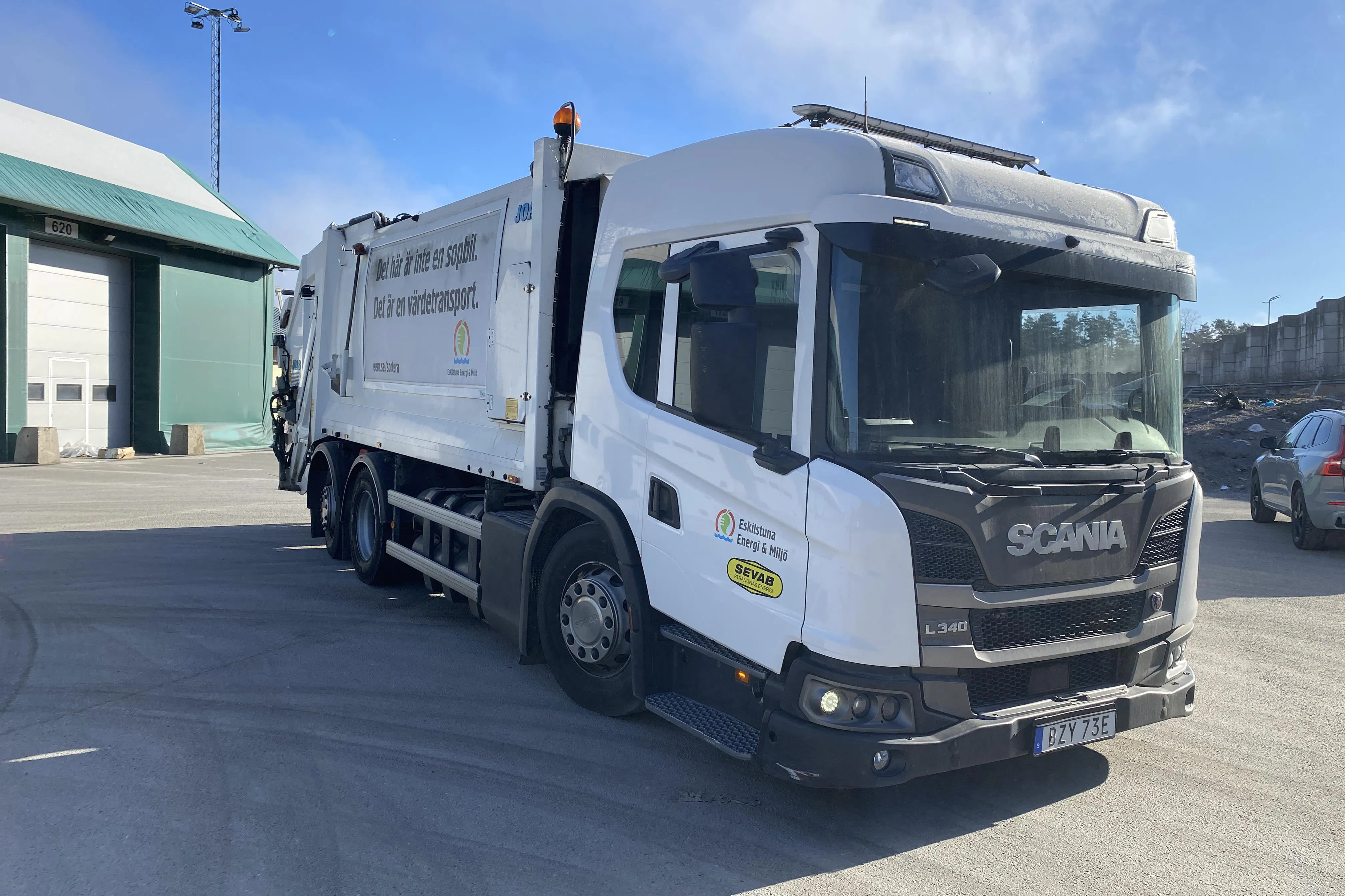 Presentationsfoto 1 av 41: SCANIA L340B 6X2*4 NB - 51 424 km - Automat - vit - 2019