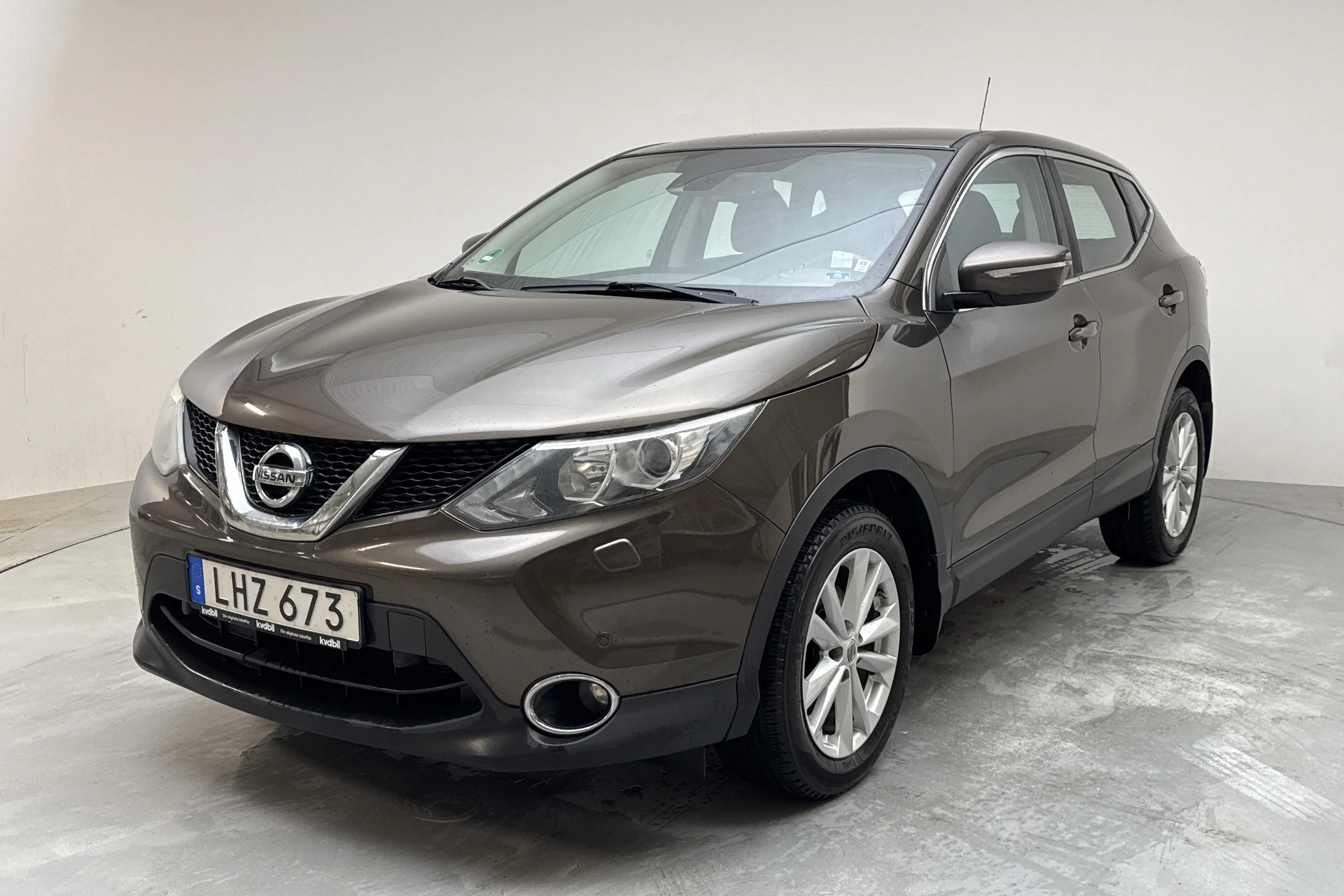 Presentation photo 1 of 14: Nissan Qashqai 1.2 (115hk) - 224 980 km - Manual - brown - 2014