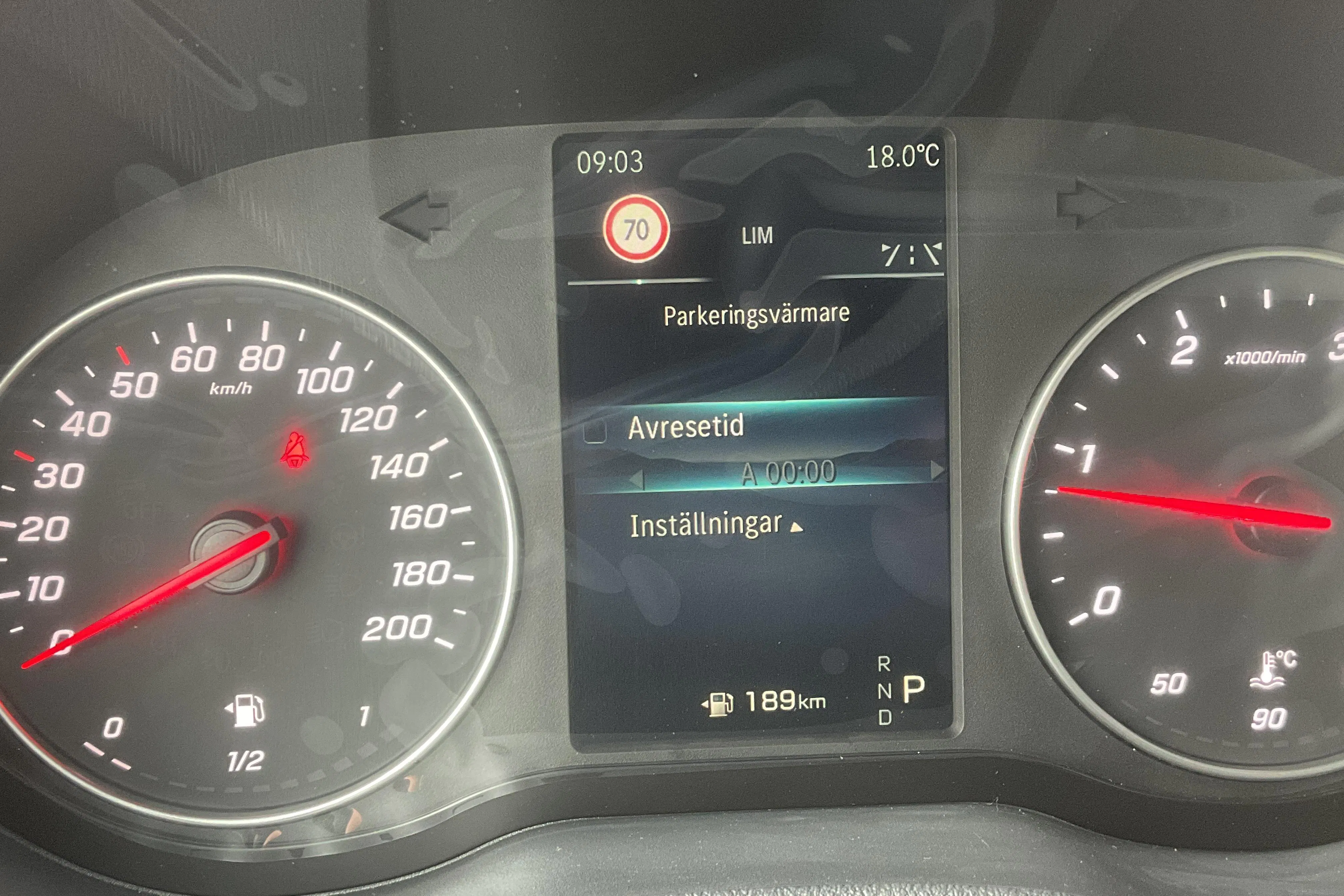 Presentation photo 13 of 13: Mercedes Sprinter 419 CDI - 66 km - Automatic - yellow - 2025
