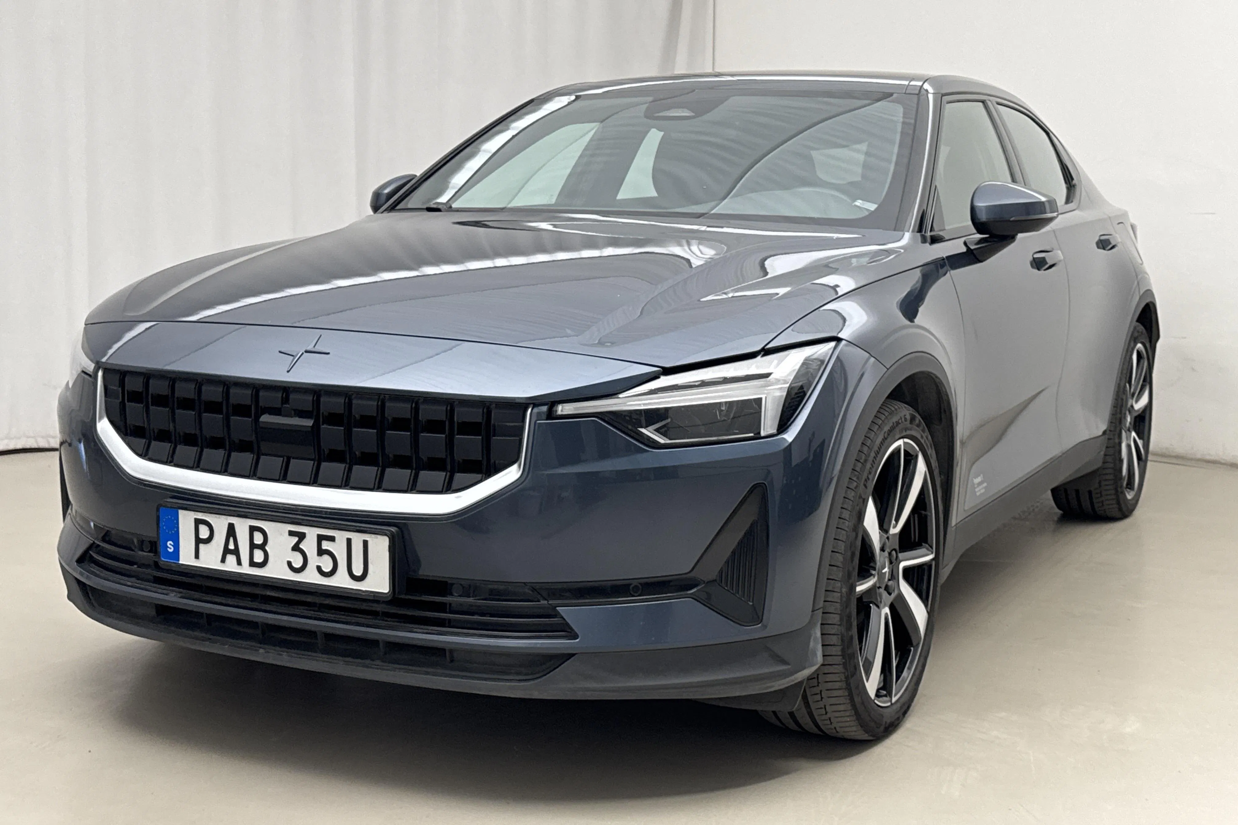 Presentationsfoto 1 av 23: Polestar 2 Long range Dual motor (408hk) - 11 146 mil - Automat - Dark Blue - 2022