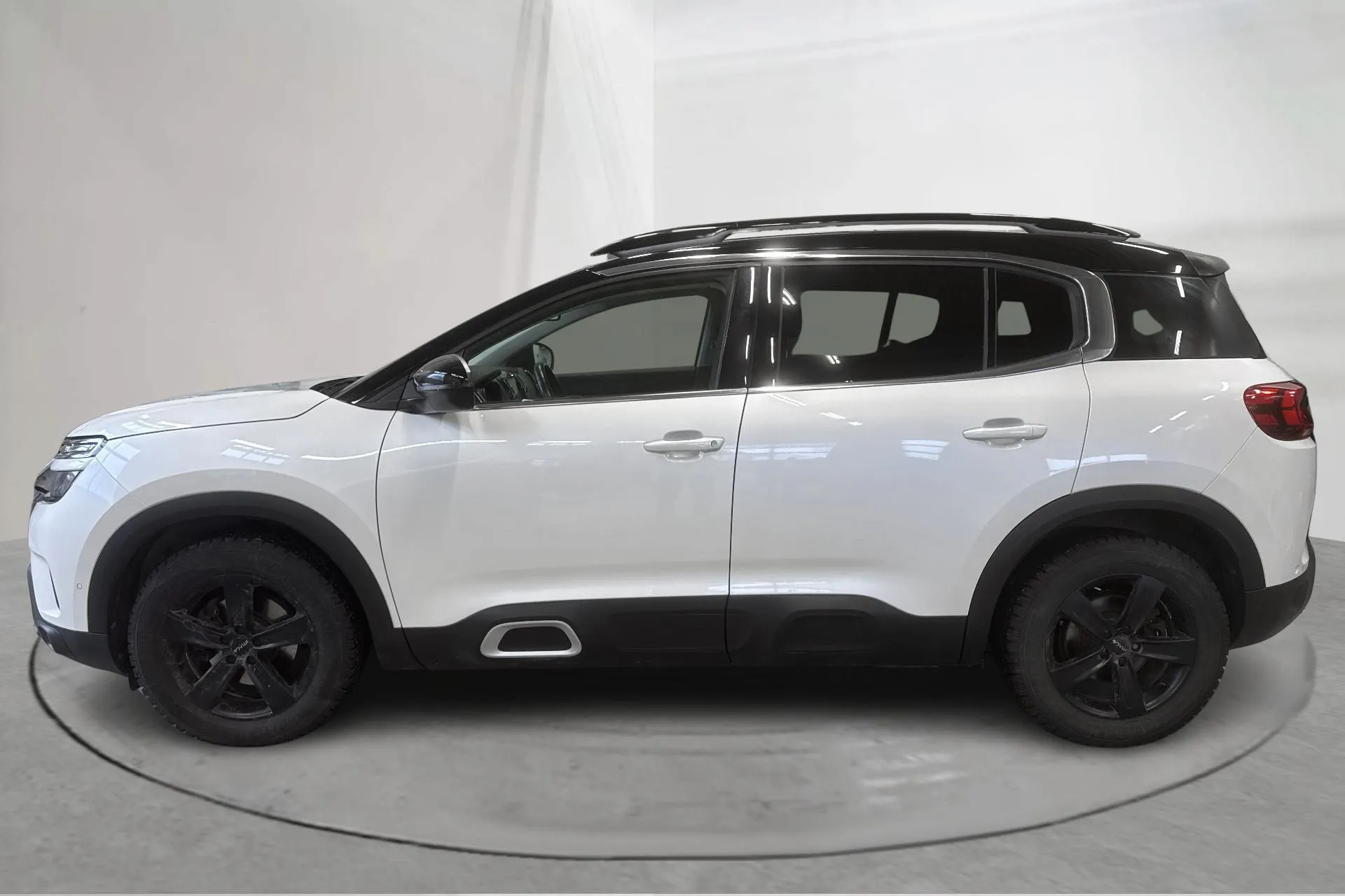 Presentation photo 2 of 14: Citroën C5 Aircross PureTech (180hk) - 157 050 km - Automatic - white - 2019