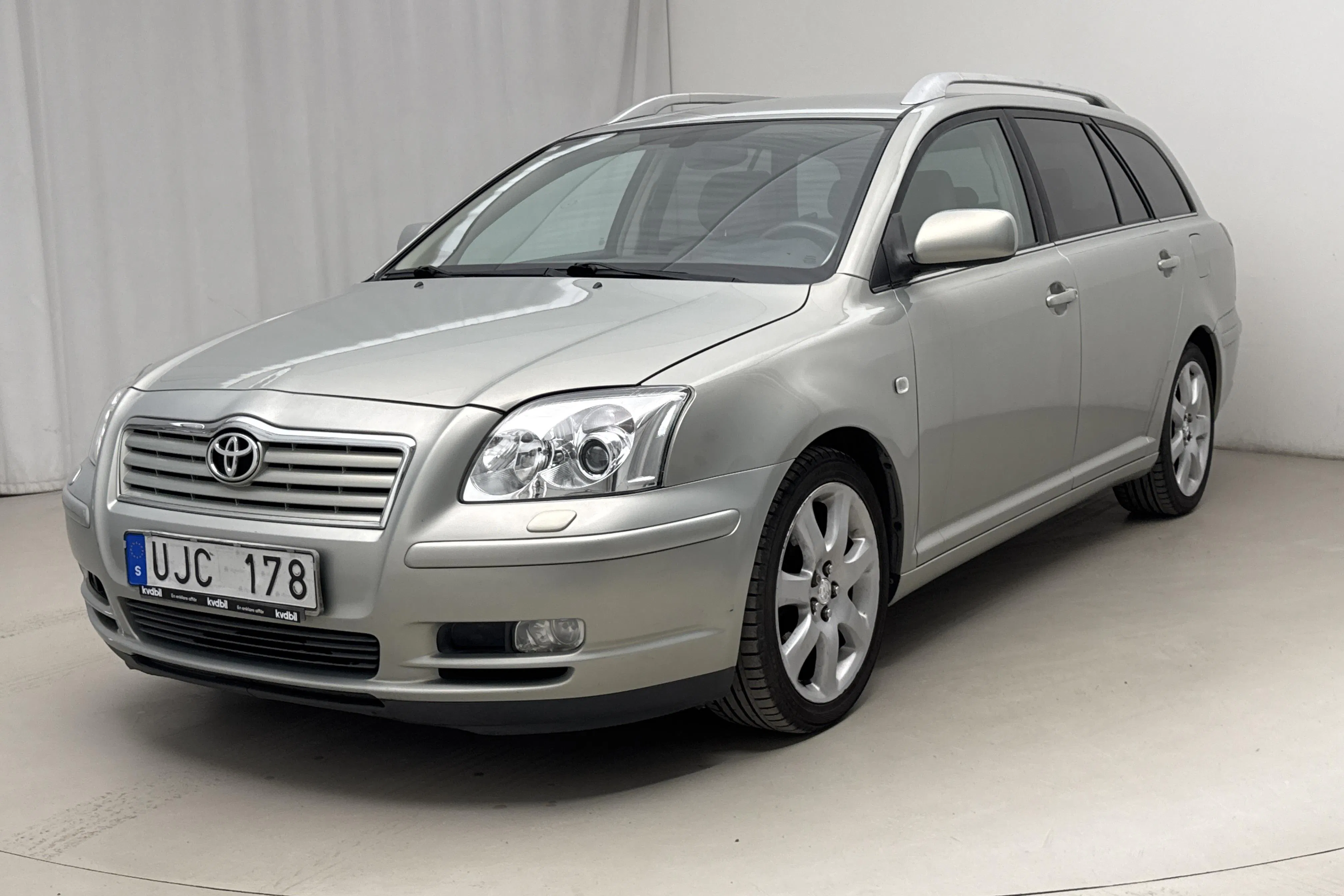 Toyota Avensis 2.0 Kombi (147hk)