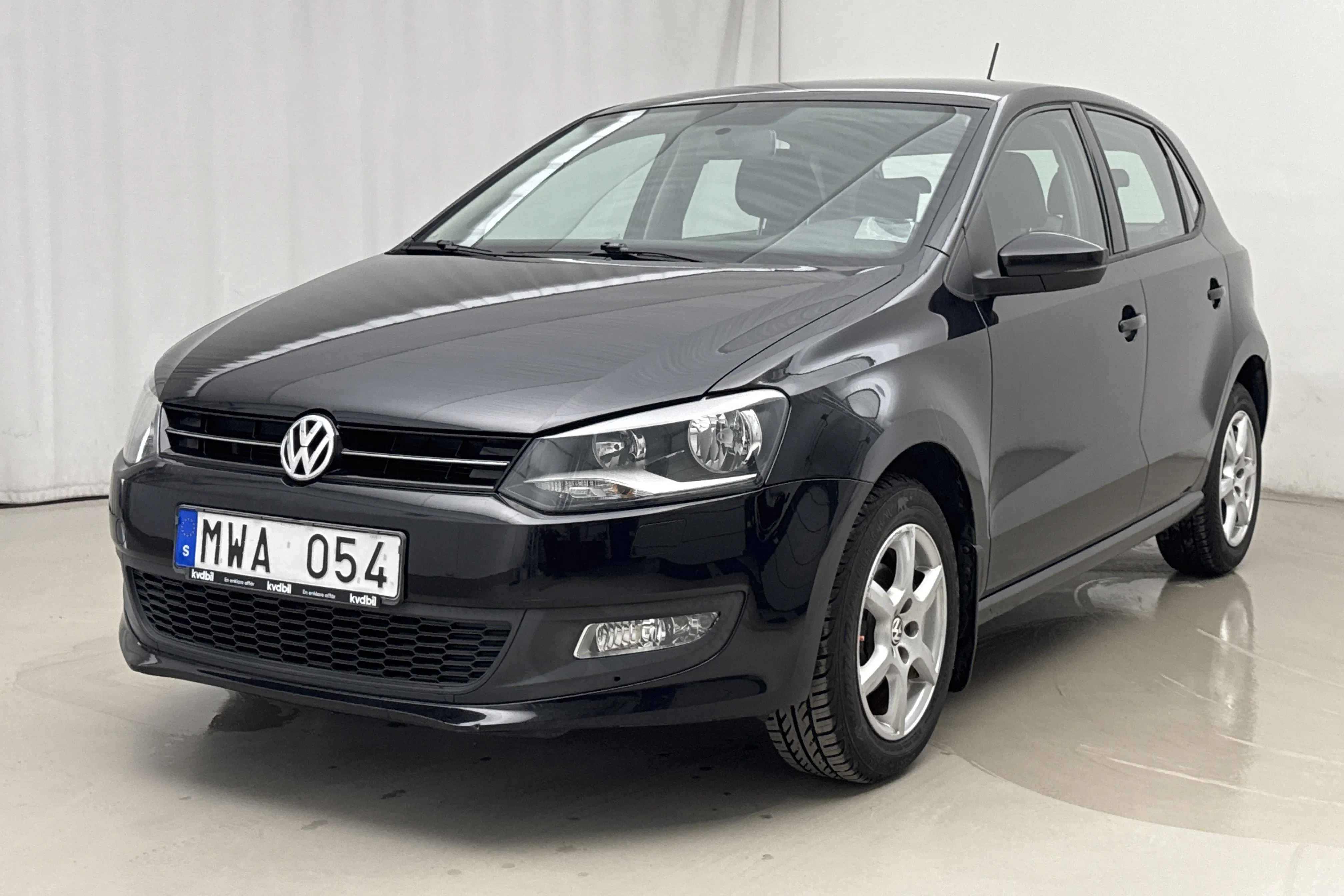 Presentation photo 1 of 15: VW Polo 1.2 TSI 5dr (90hk) - 78 370 km - Manual - black - 2012