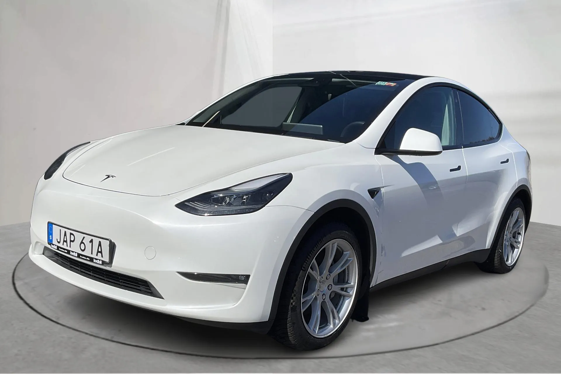 Tesla Model Y Long Range Dual Motor AWD