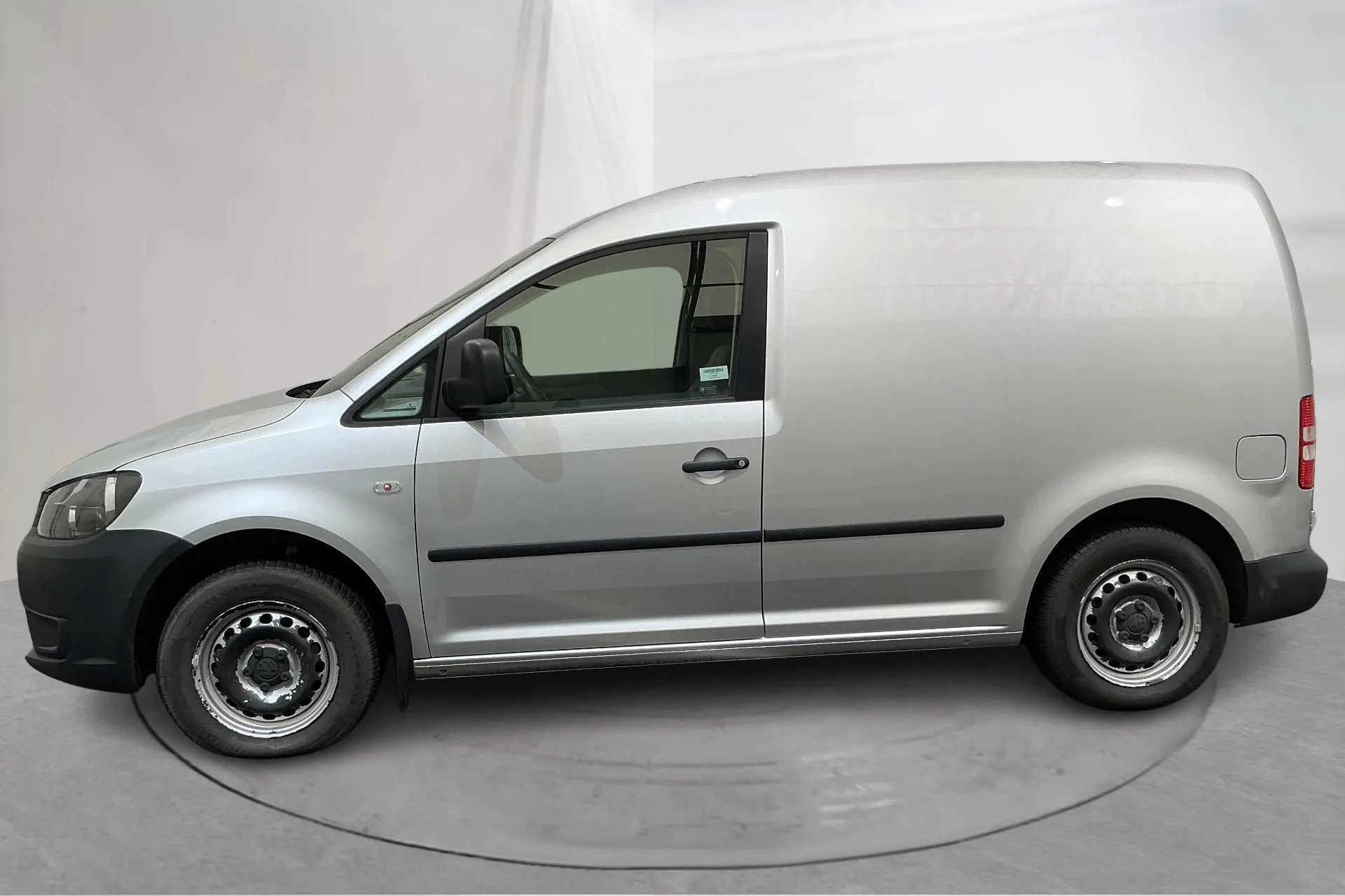 Presentation photo 2 of 12: VW Caddy 1.6 TDI Skåp (102hk) - 83 960 km - Manual - silver - 2011