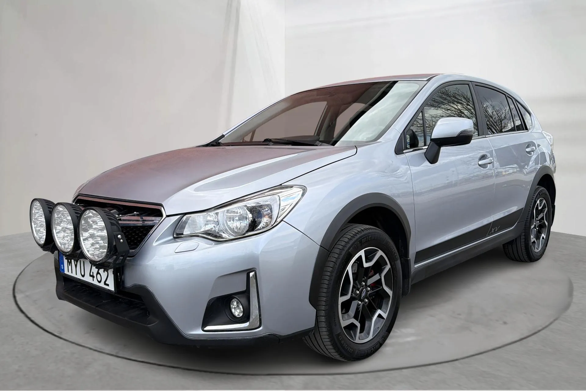 Presentation photo 1 of 17: Subaru XV 2.0i (150hk) - 90 880 km - Automatic - silver - 2016