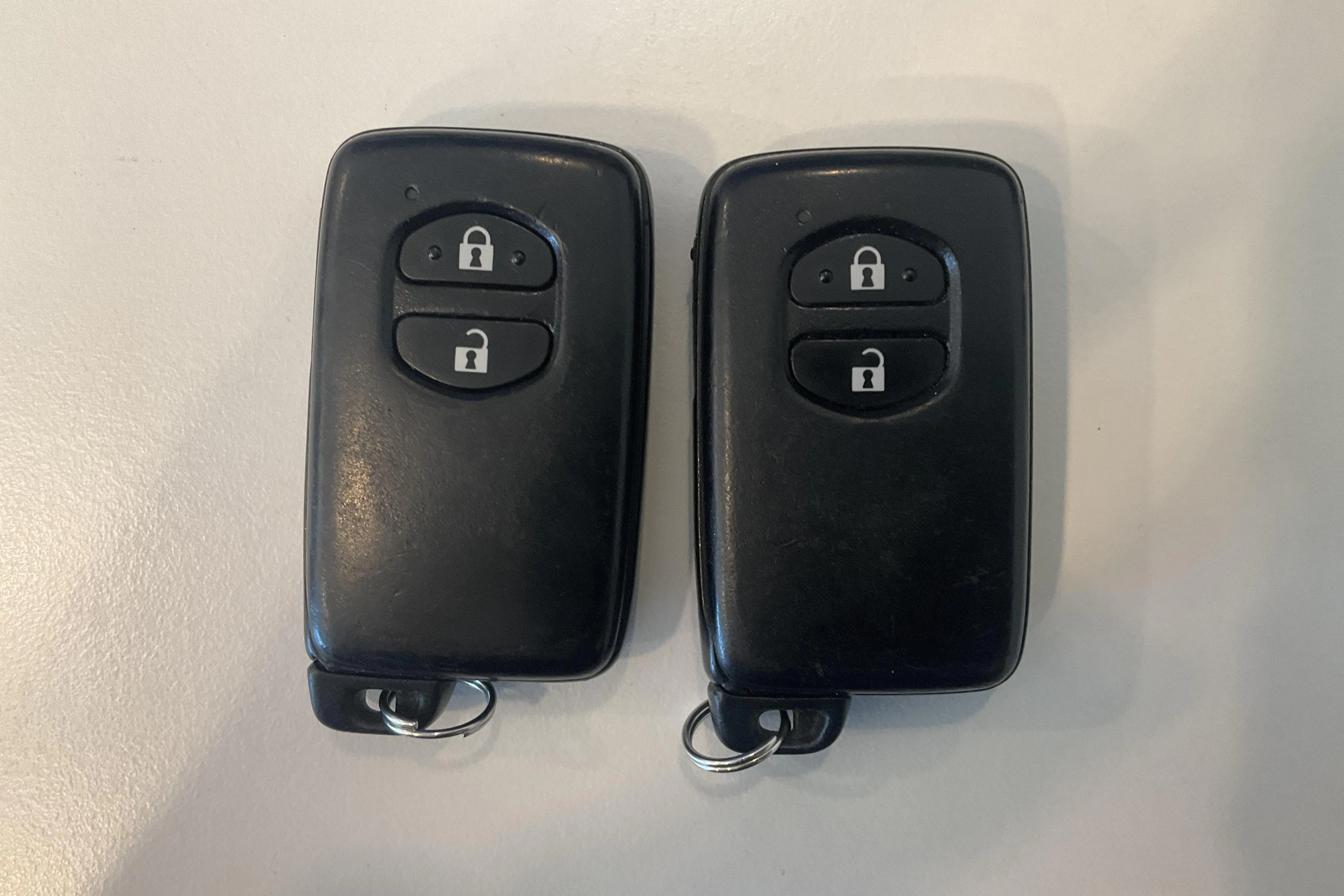 Presentationsfoto 14 av 14: Toyota Prius 1.8 Hybrid (99hk) - 26 990 mil - Automat - silver - 2009