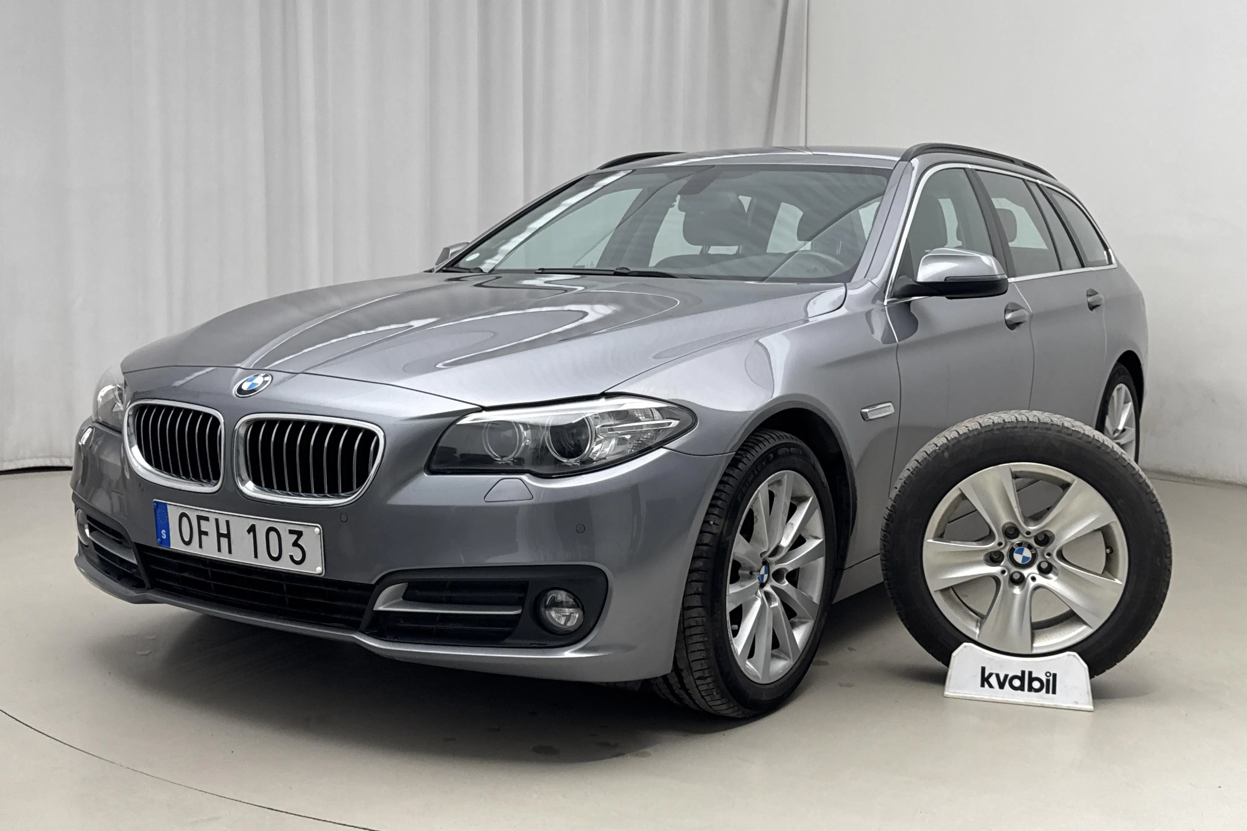 Presentation photo 1 of 21: BMW 520d xDrive Touring, F11 (190hk) - 80 250 km - Automatic - gray - 2017