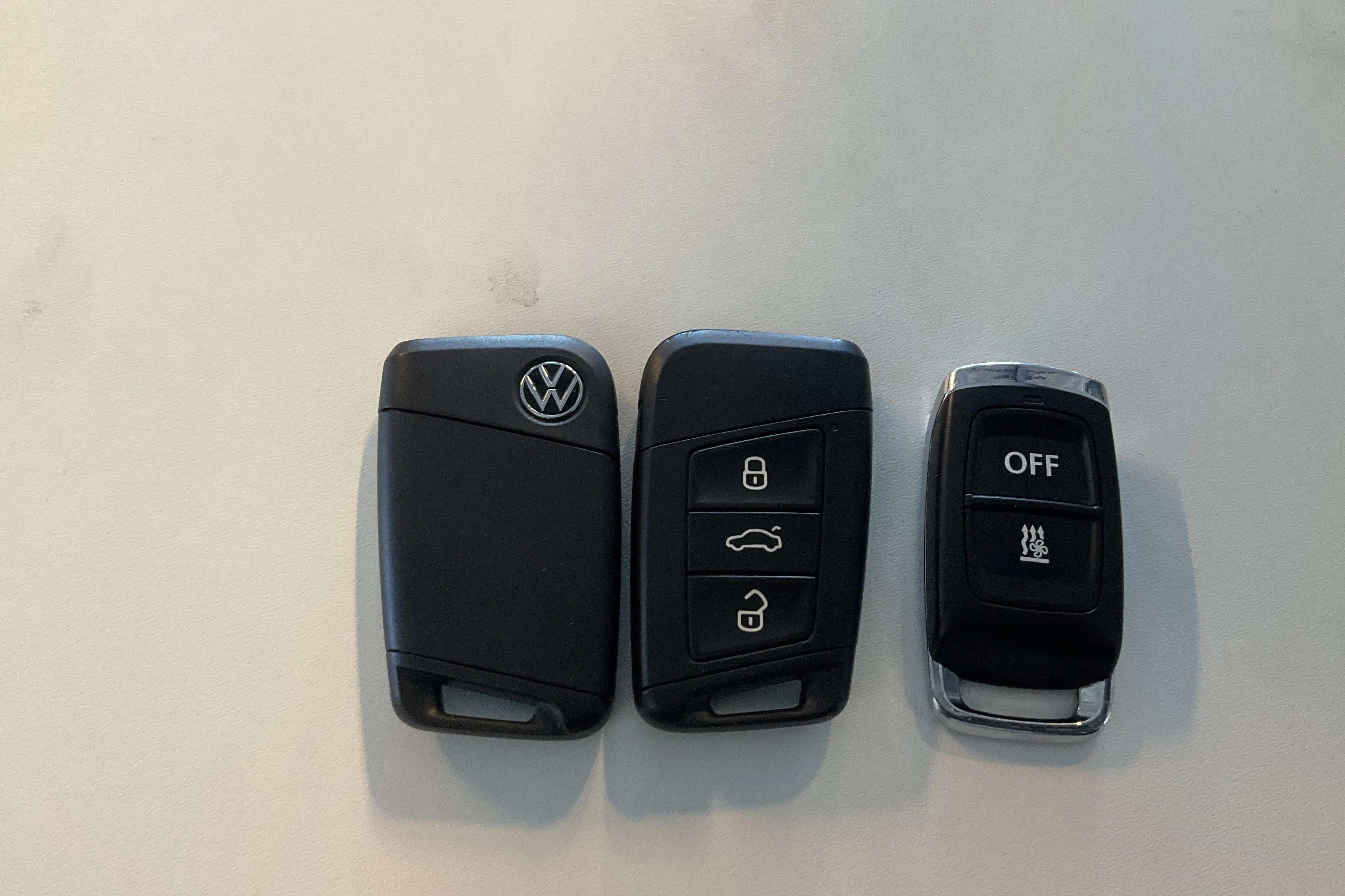 Presentationsfoto 19 av 19: VW Passat 1.4 GTE Sportscombi (218hk) - 14 283 mil - Automat - grå - 2024