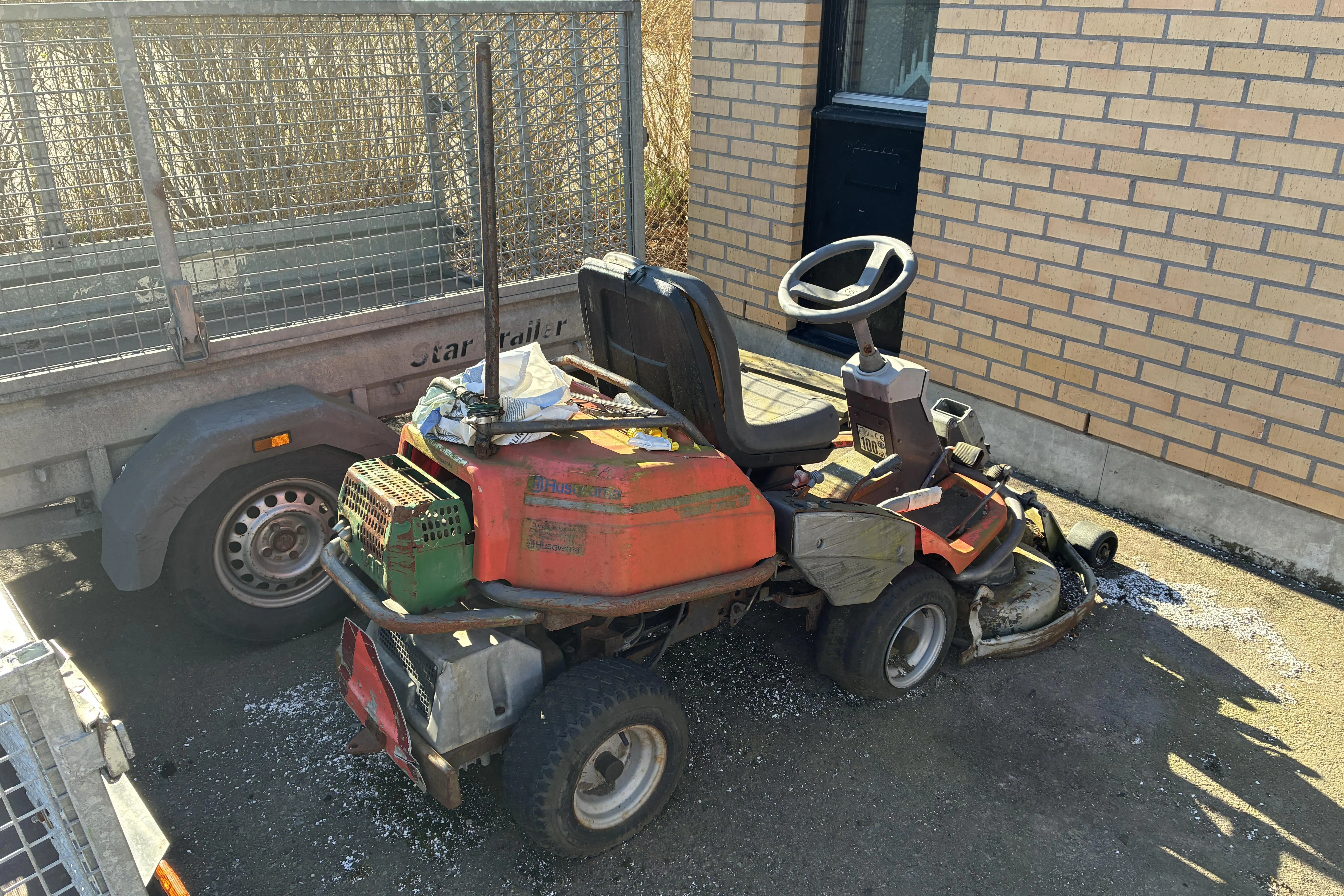 Presentationsfoto 1 av 7: Husqvarna Rider Pro 15 - 0 km