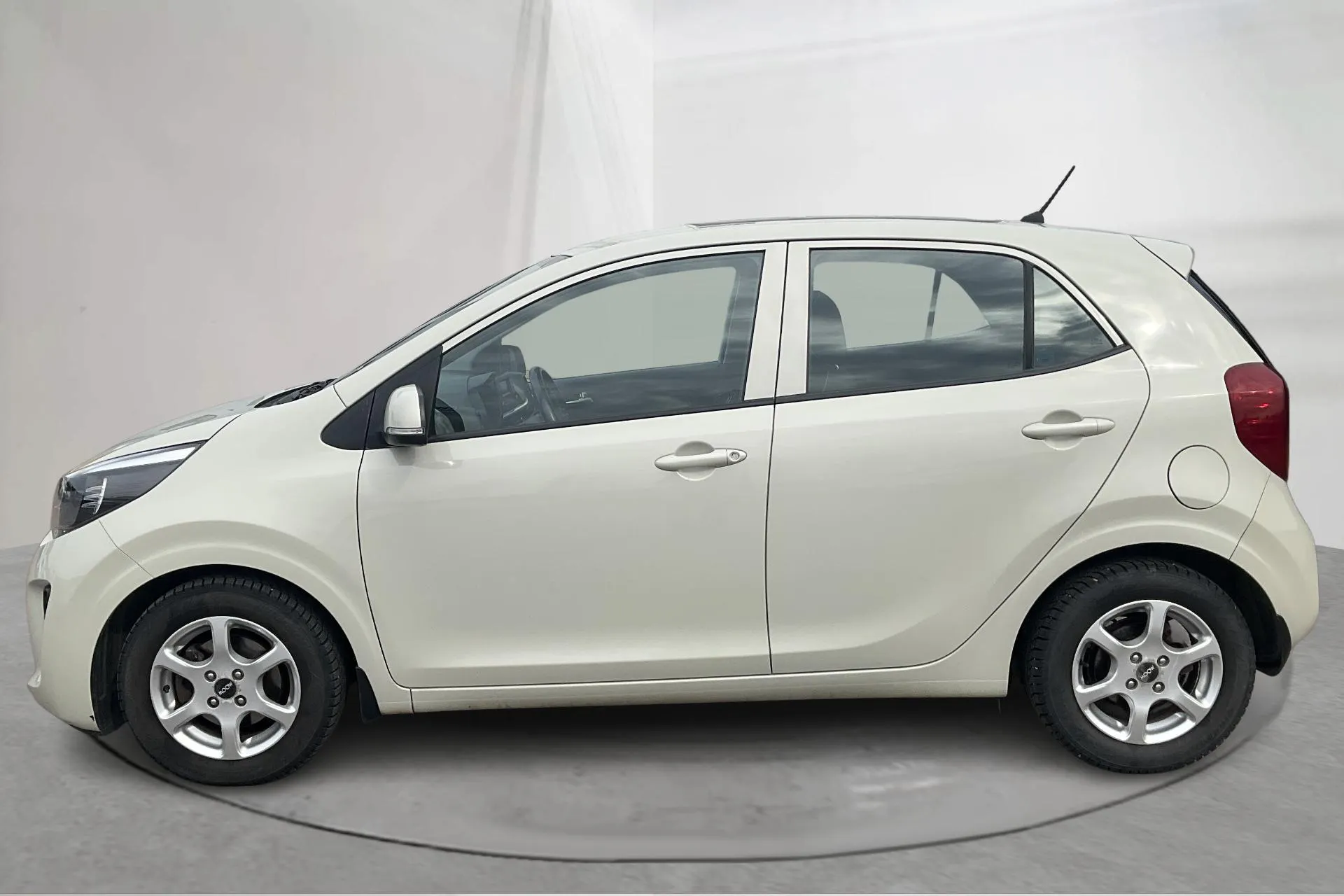 Presentationsfoto 2 av 12: KIA Picanto 1.2 5dr (84hk) - 4 925 mil - Automat - gul - 2018